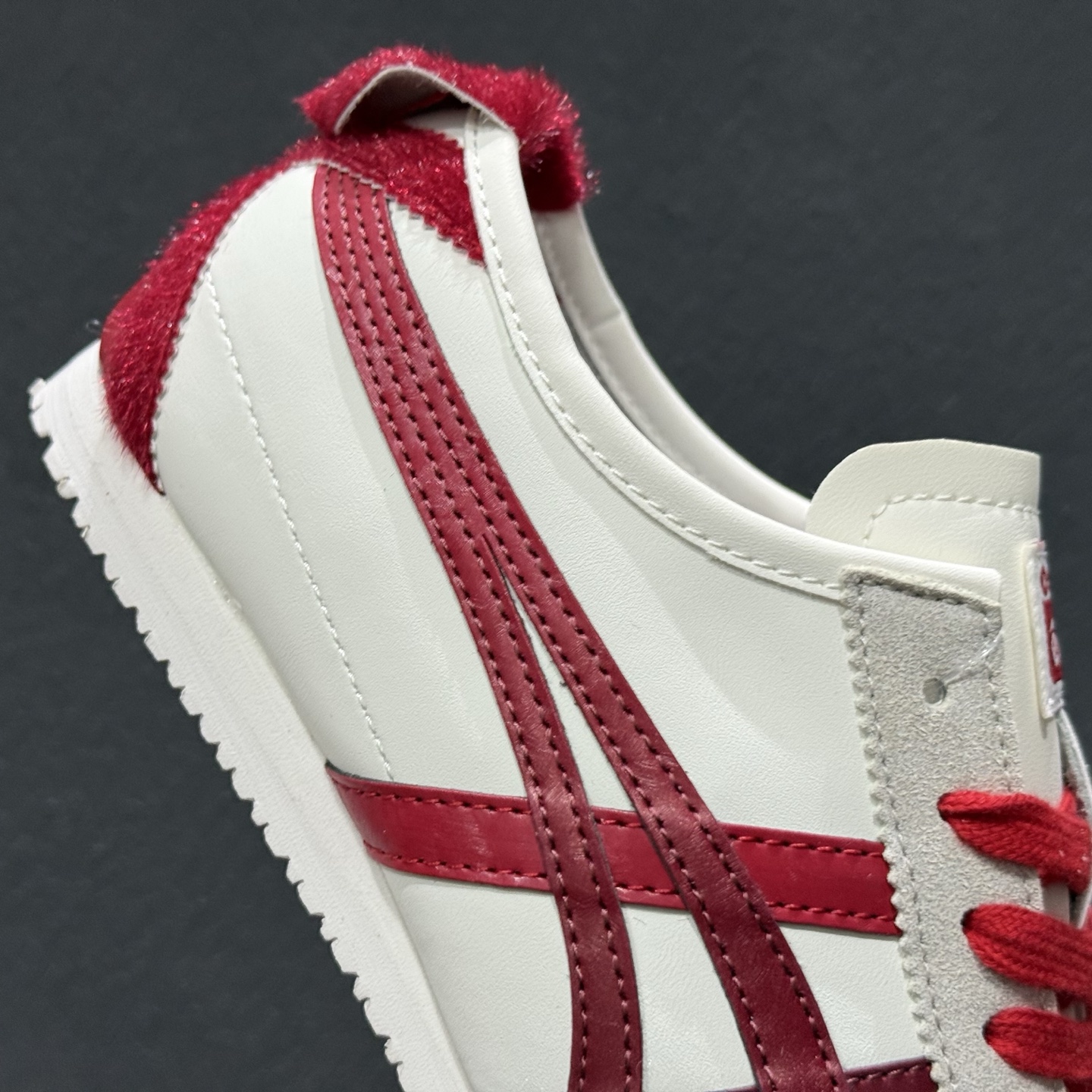 160 Asics鬼冢虎 MEXICO 66 NM 做工精赞 1183C600