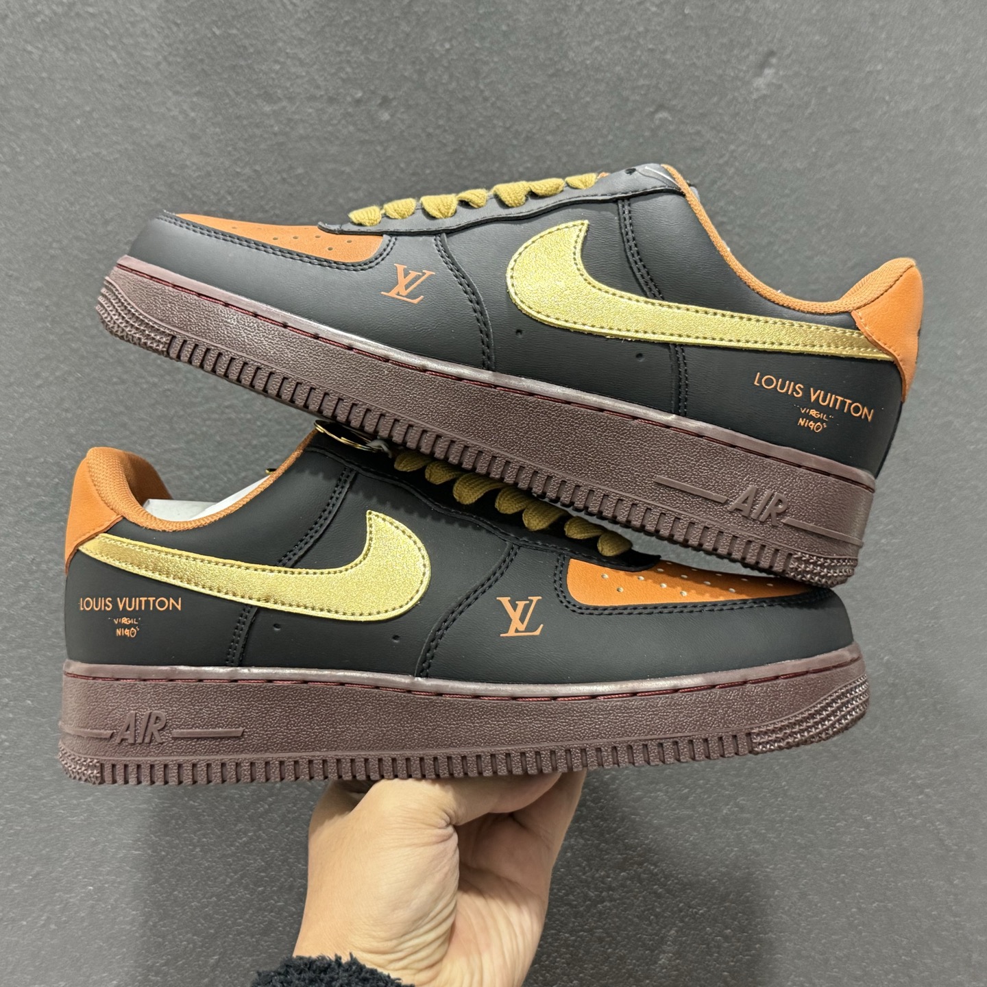 260 NIke Air Force 1 '07 Low “马年限定--玄黑赤金” 空军一号低帮 运动鞋 FV3694-101-Chinese UA Cheap High Quatity Brand Clothes Bags handbags Sneakers wholesale wholesaler seller from China Factory suppliers Fashion Clothing Shoes best Quality Beautiful Price 260 NIke Air Force 1 '07 Low “马年限定--玄黑赤金” 空军一号低帮 运动鞋 FV3694-101