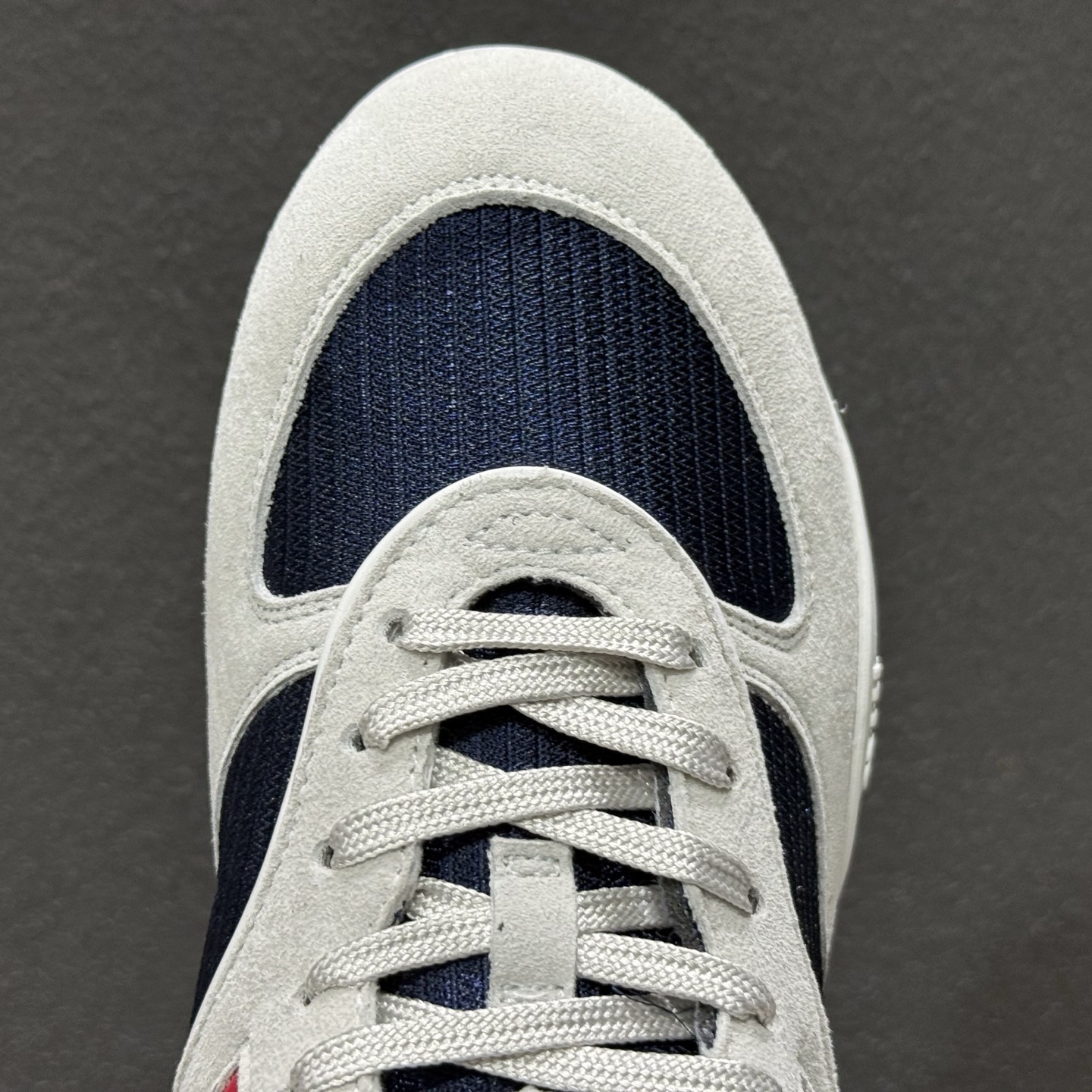 200 Miu Miu Gymnasium SS25春夏系列 缪缪绒面革圆头系带低帮生活休闲鞋 5E428E-102-Chinese UA Cheap High Quatity Brand Clothes Bags handbags Sneakers wholesale wholesaler seller from China Factory suppliers Fashion Clothing Shoes best Quality Beautiful Price 200 Miu Miu Gymnasium SS25春夏系列 缪缪绒面革圆头系带低帮生活休闲鞋 5E428E-102