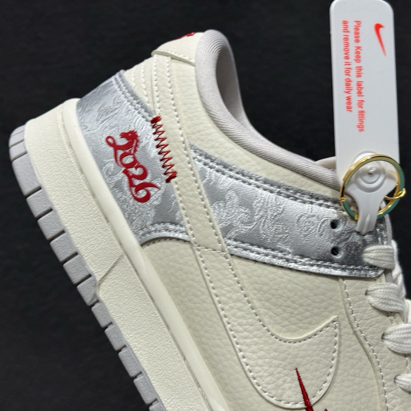 280 2026新款定制限量发售Nike SB Dunk Low“ 马年限定------白银中国风” 高端定制 低帮休闲板鞋 DS6608-022