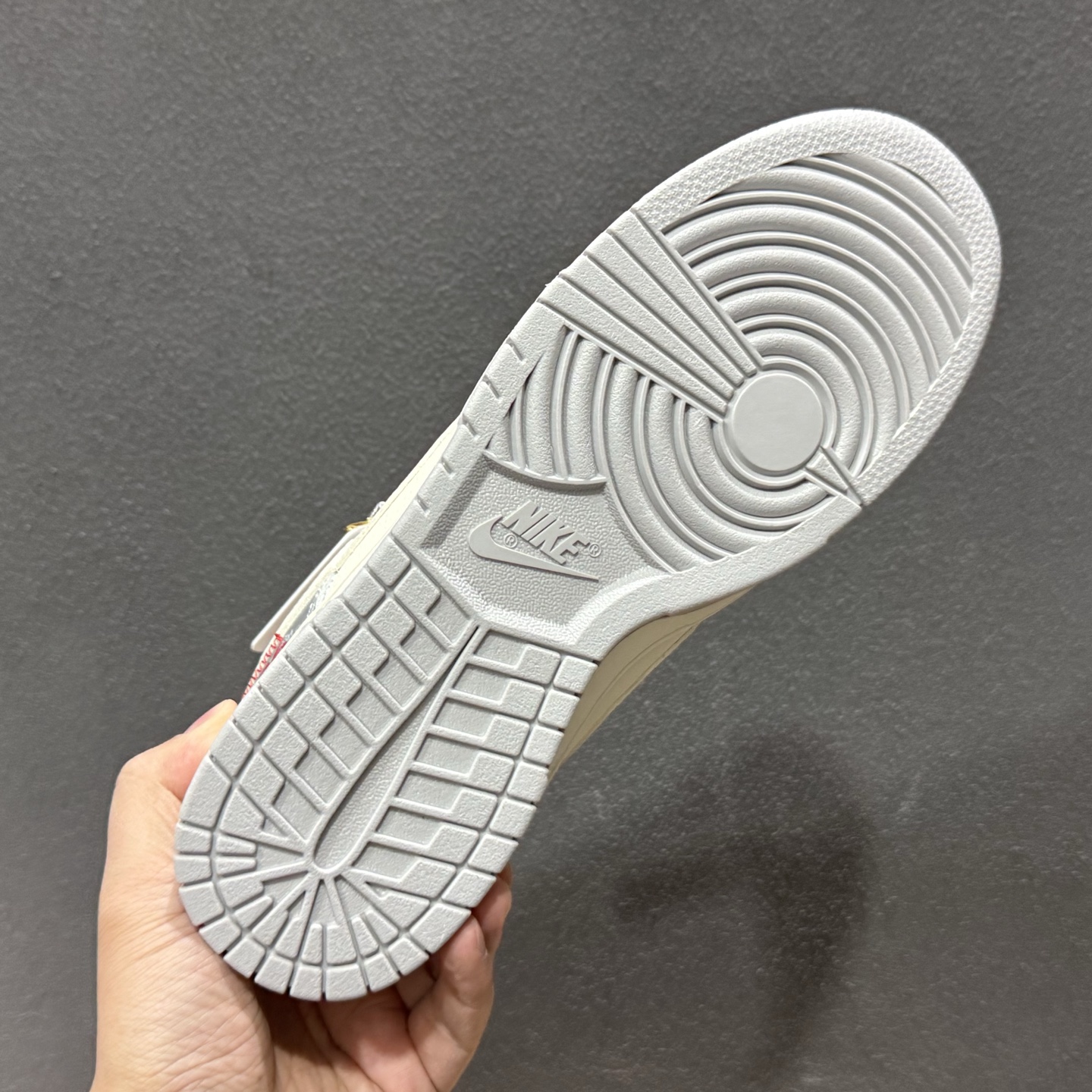 280 2026新款定制限量发售Nike SB Dunk Low“ 马年限定------白银中国风” 高端定制 低帮休闲板鞋 DS6608-022