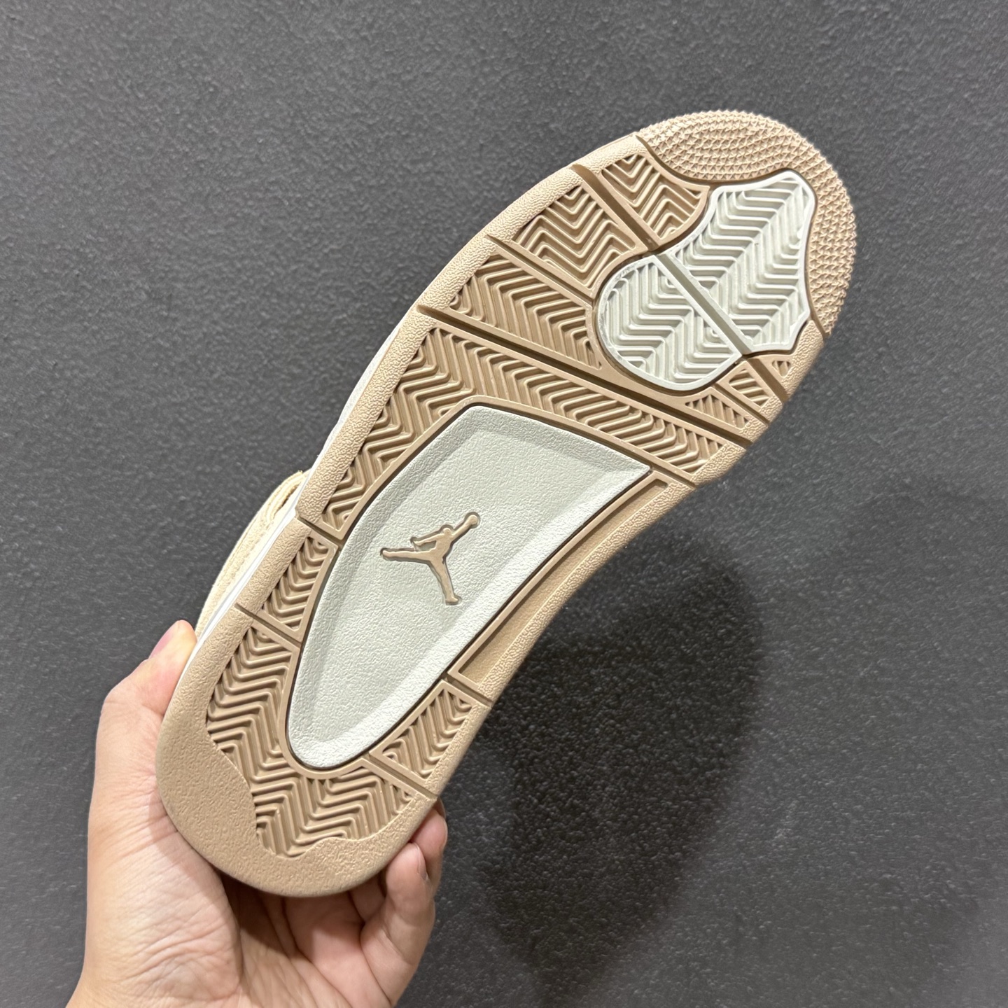 300 Air Jordan 4 Retro 乔丹四代 复刻白棕 HV0823-111