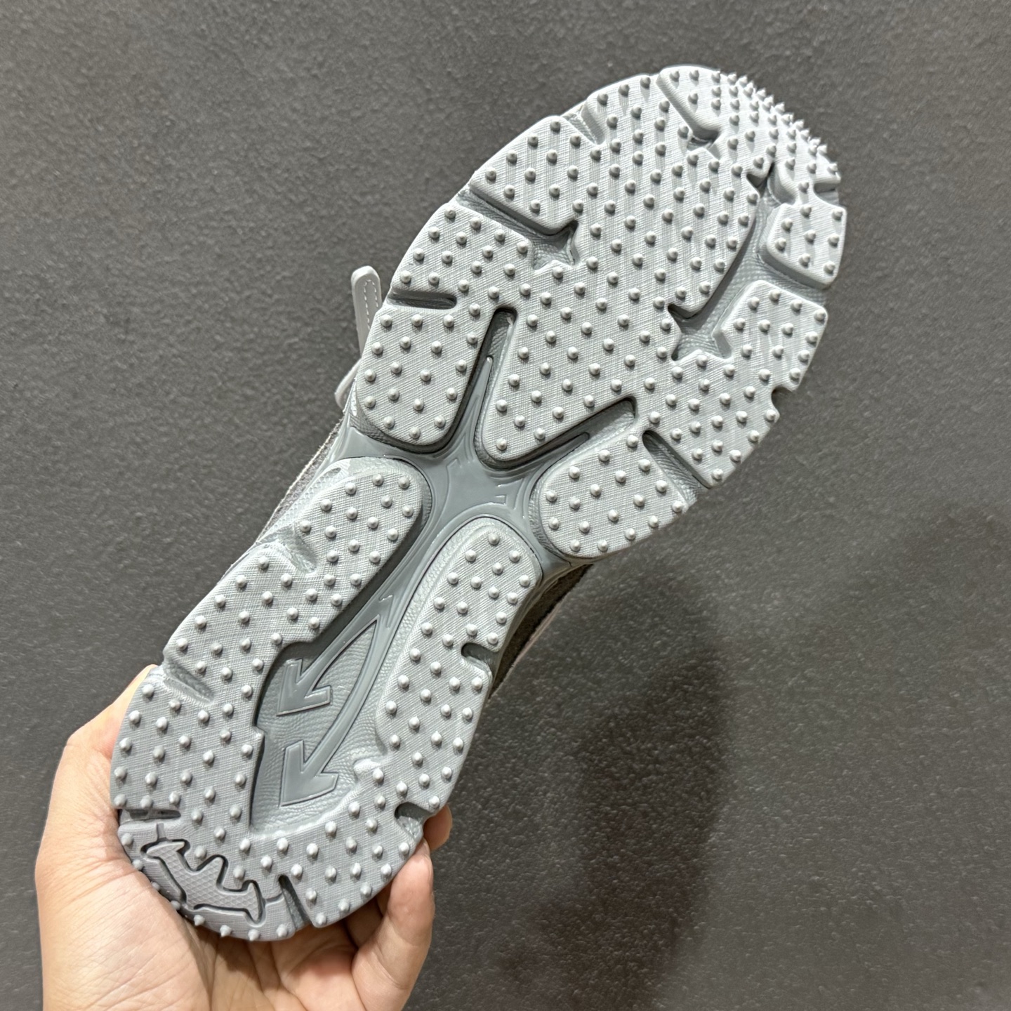 360 纯原OK版本 Off-White OW最新款跑鞋 复古休闲鞋-Chinese UA Cheap High Quatity Brand Clothes Bags handbags Sneakers wholesale wholesaler seller from China Factory suppliers Fashion Clothing Shoes best Quality Beautiful Price 360 纯原OK版本 Off-White OW最新款跑鞋 复古休闲鞋