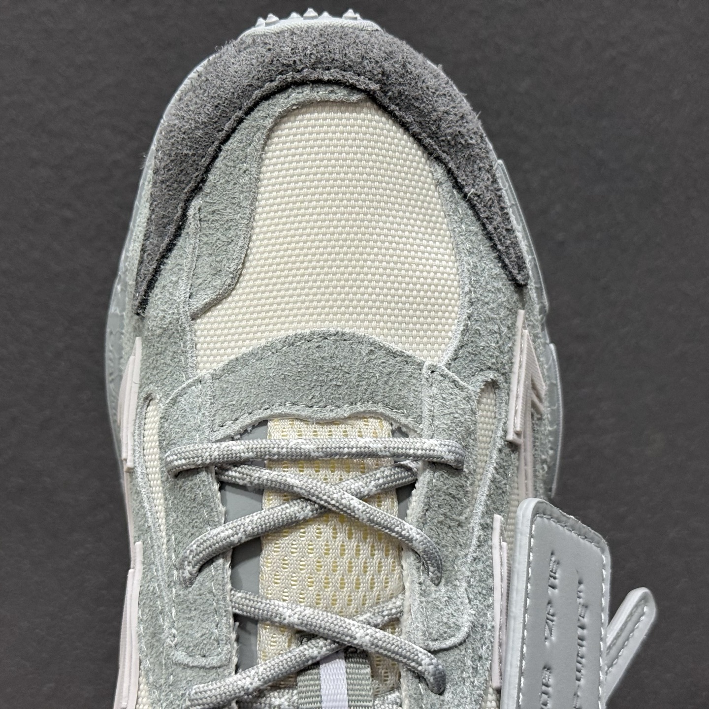 360 纯原OK版本 Off-White OW最新款跑鞋 复古休闲鞋-Chinese UA Cheap High Quatity Brand Clothes Bags handbags Sneakers wholesale wholesaler seller from China Factory suppliers Fashion Clothing Shoes best Quality Beautiful Price 360 纯原OK版本 Off-White OW最新款跑鞋 复古休闲鞋