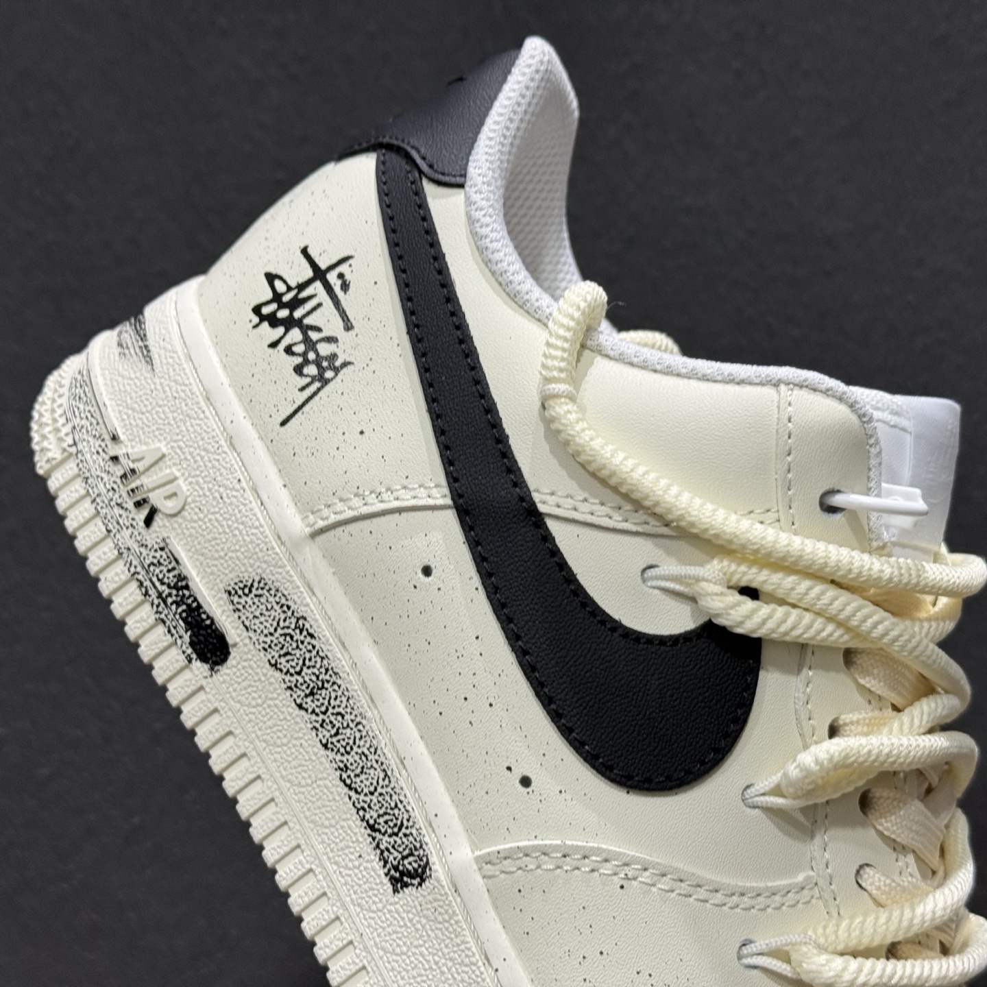 260 Nike Air Force 1 Low 手绘涂鸦 解构绑带 ZH0316-Chinese UA Cheap High Quatity Brand Clothes Bags handbags Sneakers wholesale wholesaler seller from China Factory suppliers Fashion Clothing Shoes best Quality Beautiful Price 260 Nike Air Force 1 Low 手绘涂鸦 解构绑带 ZH0316