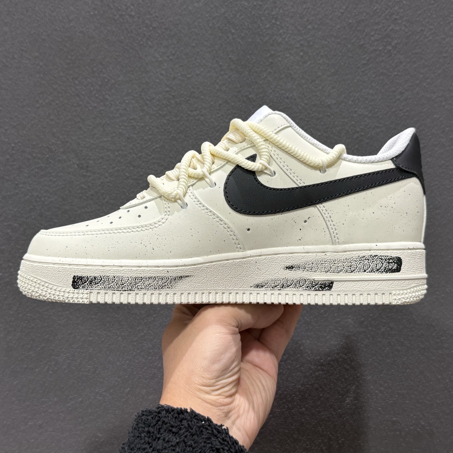 260 Nike Air Force 1 Low 手绘涂鸦 解构绑带 ZH0316-Chinese UA Cheap High Quatity Brand Clothes Bags handbags Sneakers wholesale wholesaler seller from China Factory suppliers Fashion Clothing Shoes best Quality Beautiful Price 260 Nike Air Force 1 Low 手绘涂鸦 解构绑带 ZH0316