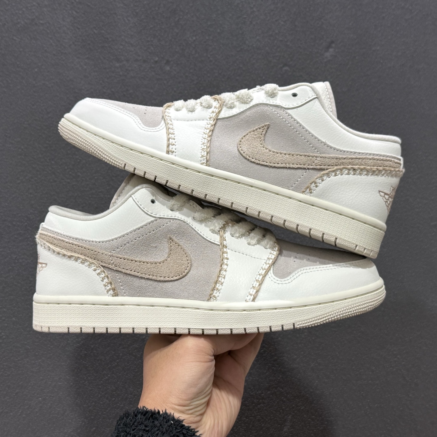 240 原装裸鞋级 市面最高工艺产物 Air Jordan 1 Low白棕 纯原系列 HV4268-120-Chinese UA Cheap High Quatity Brand Clothes Bags handbags Sneakers wholesale wholesaler seller from China Factory suppliers Fashion Clothing Shoes best Quality Beautiful Price 240 原装裸鞋级 市面最高工艺产物 Air Jordan 1 Low白棕 纯原系列 HV4268-120