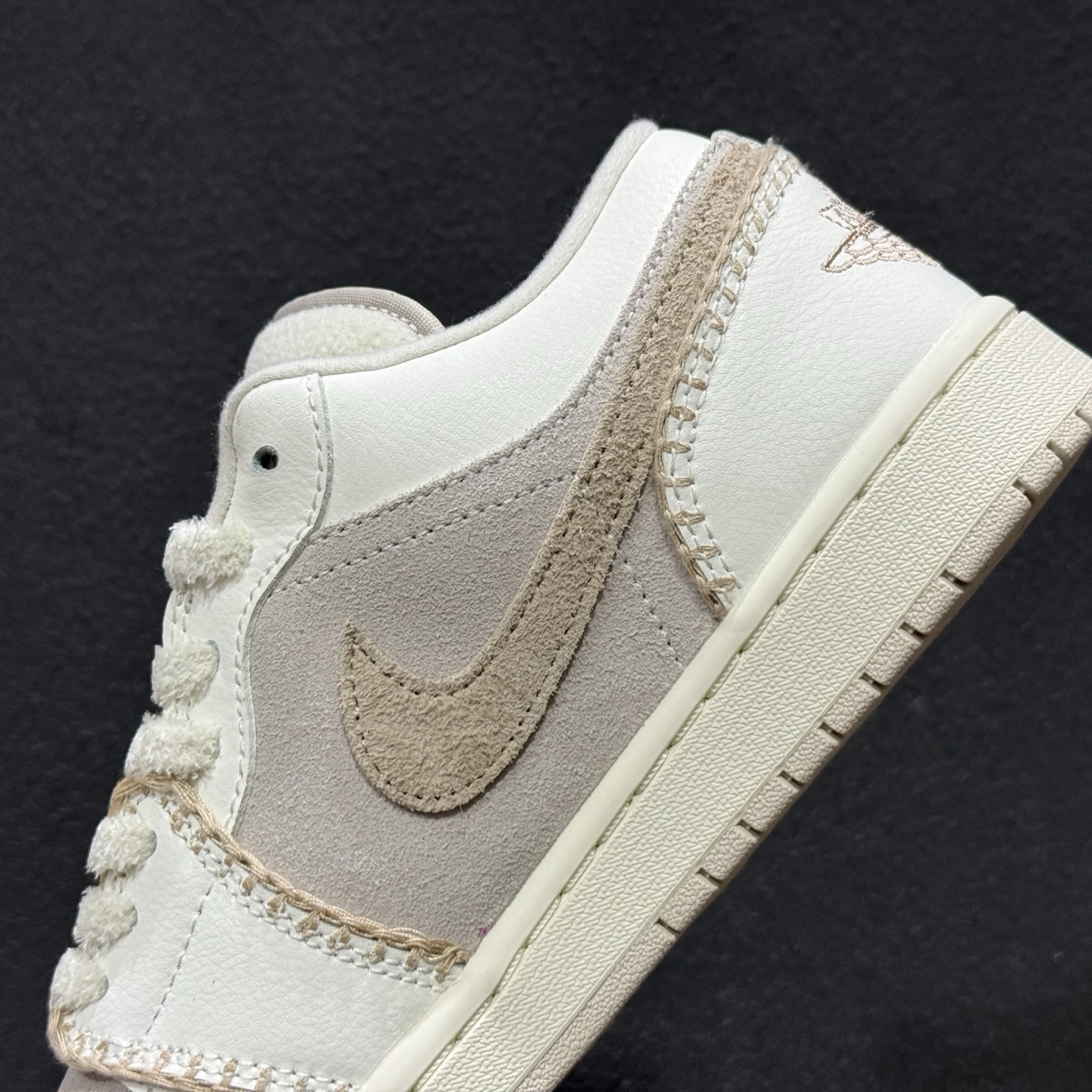 240 原装裸鞋级 市面最高工艺产物 Air Jordan 1 Low白棕 纯原系列 HV4268-120-Chinese UA Cheap High Quatity Brand Clothes Bags handbags Sneakers wholesale wholesaler seller from China Factory suppliers Fashion Clothing Shoes best Quality Beautiful Price 240 原装裸鞋级 市面最高工艺产物 Air Jordan 1 Low白棕 纯原系列 HV4268-120