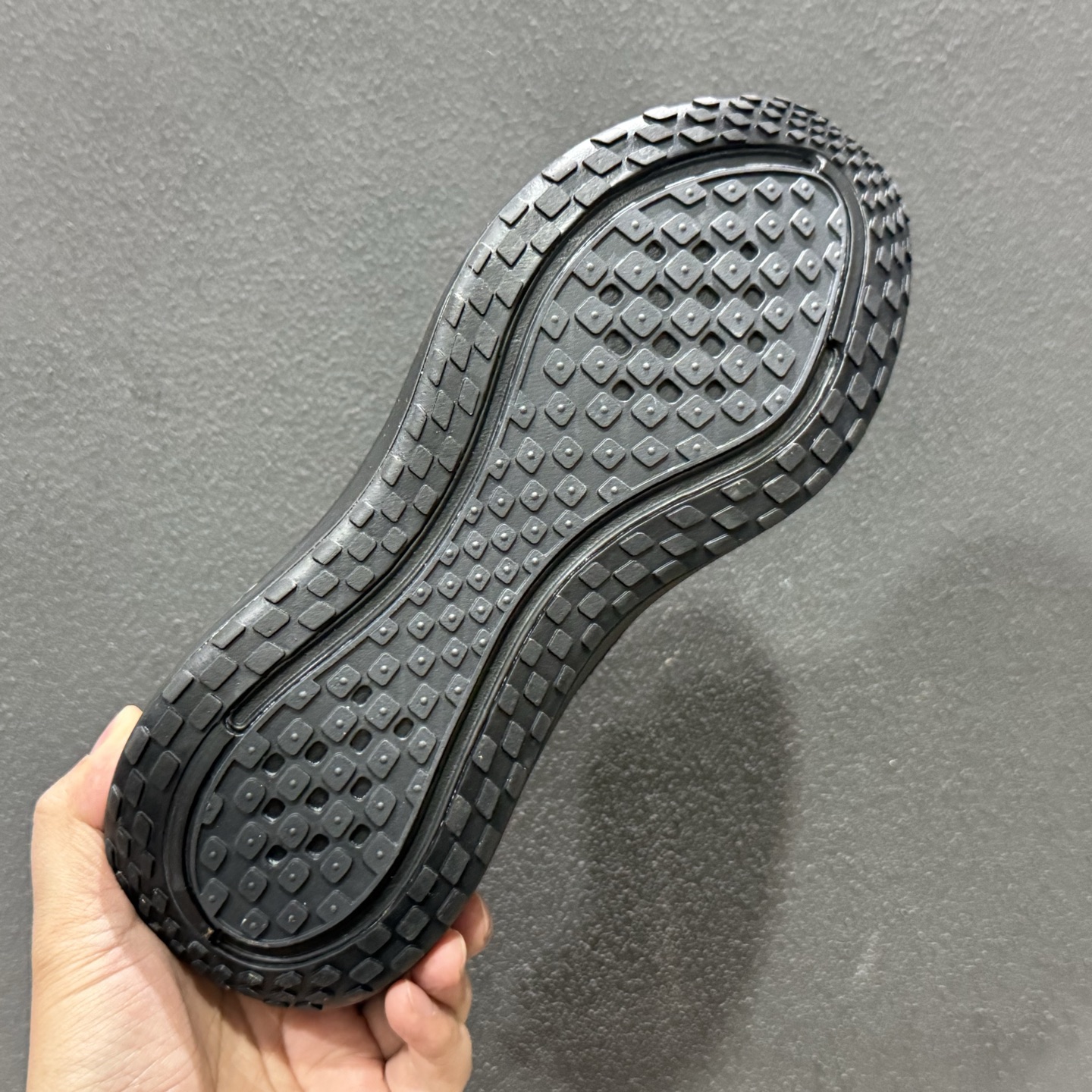 200 纯原版 NK Vomero Plus 网面透气跑步鞋 HV8150-003-Chinese UA Cheap High Quatity Brand Clothes Bags handbags Sneakers wholesale wholesaler seller from China Factory suppliers Fashion Clothing Shoes best Quality Beautiful Price 200 纯原版 NK Vomero Plus 网面透气跑步鞋 HV8150-003