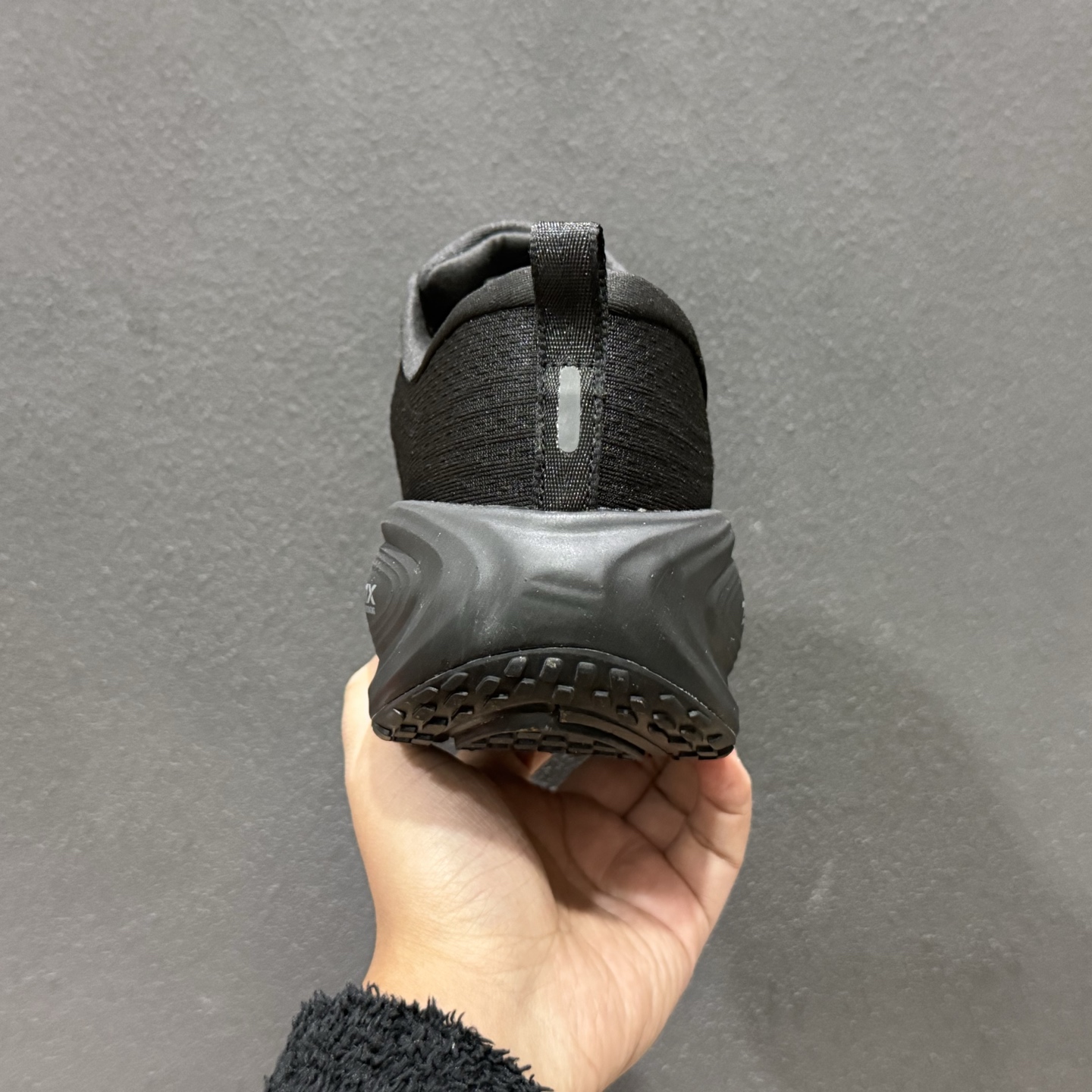 200 纯原版 NK Vomero Plus 网面透气跑步鞋 HV8150-003-Chinese UA Cheap High Quatity Brand Clothes Bags handbags Sneakers wholesale wholesaler seller from China Factory suppliers Fashion Clothing Shoes best Quality Beautiful Price 200 纯原版 NK Vomero Plus 网面透气跑步鞋 HV8150-003