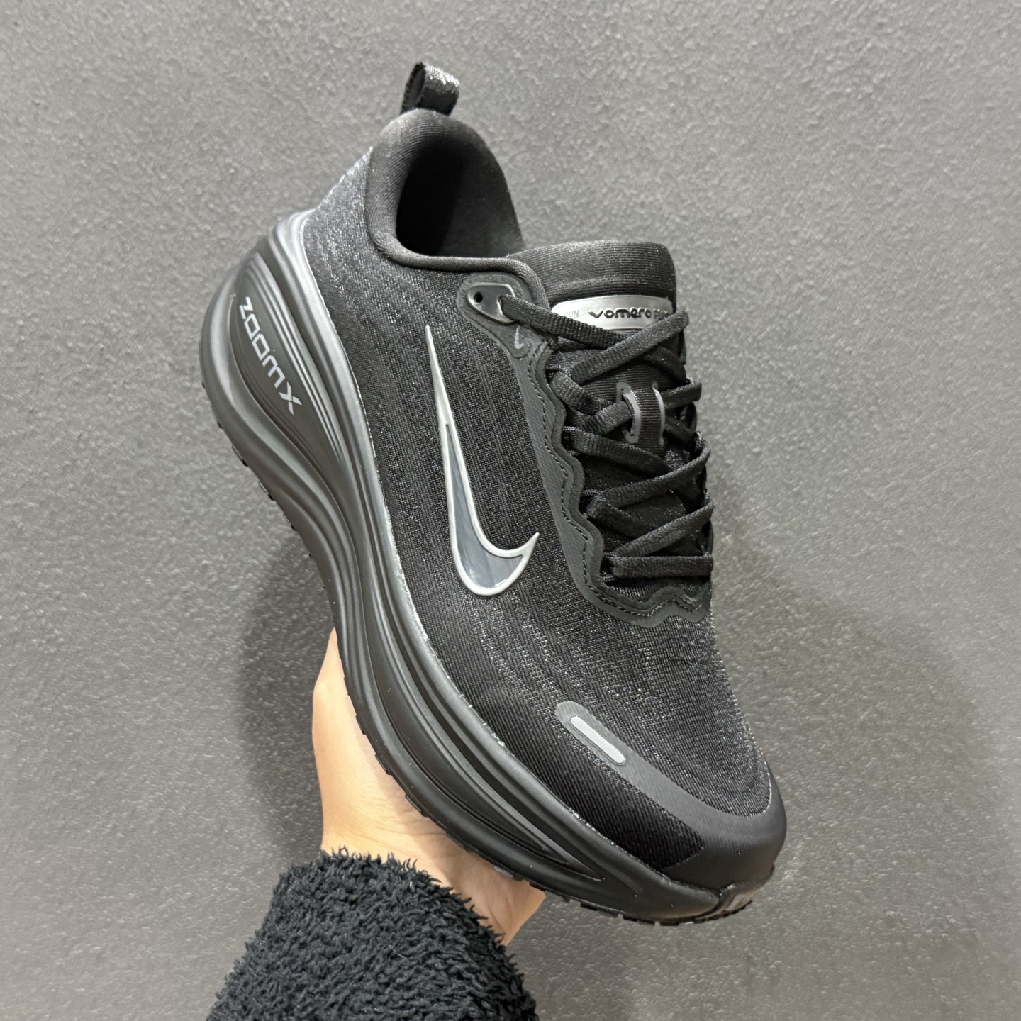 200 纯原版 NK Vomero Plus 网面透气跑步鞋 HV8150-003-Chinese UA Cheap High Quatity Brand Clothes Bags handbags Sneakers wholesale wholesaler seller from China Factory suppliers Fashion Clothing Shoes best Quality Beautiful Price 200 纯原版 NK Vomero Plus 网面透气跑步鞋 HV8150-003