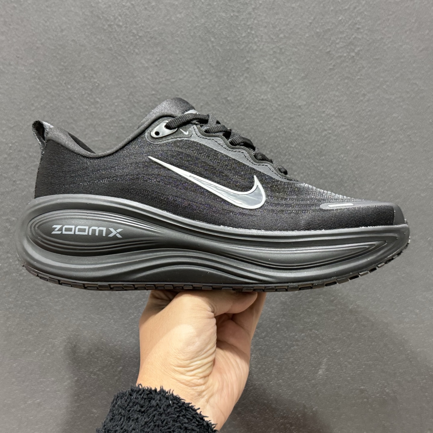 200 纯原版 NK Vomero Plus 网面透气跑步鞋 HV8150-003-Chinese UA Cheap High Quatity Brand Clothes Bags handbags Sneakers wholesale wholesaler seller from China Factory suppliers Fashion Clothing Shoes best Quality Beautiful Price 200 纯原版 NK Vomero Plus 网面透气跑步鞋 HV8150-003