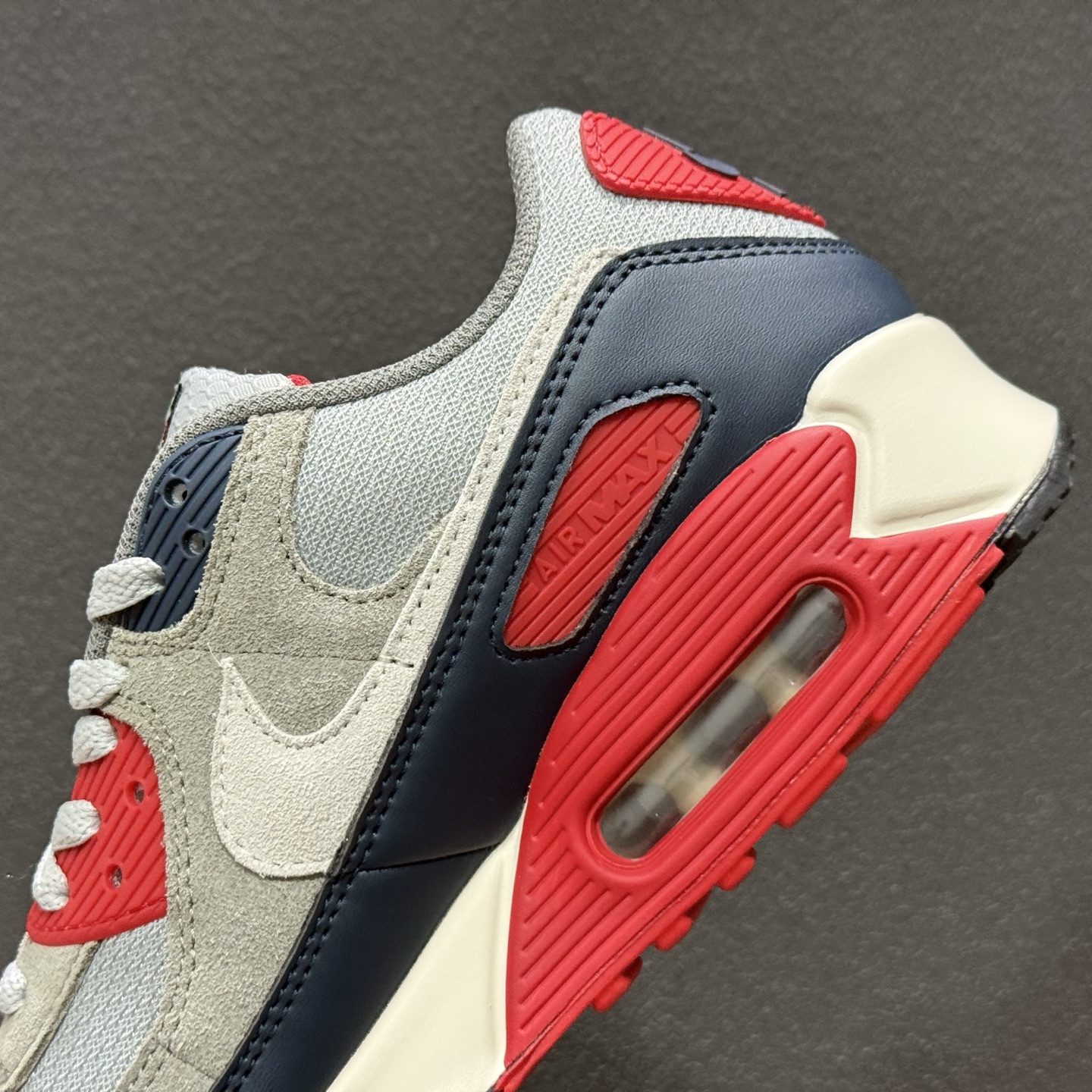 240 Nike Air 90 低帮气垫跑鞋 max90 灰蓝红 DM0029-005-Chinese UA Cheap High Quatity Brand Clothes Bags handbags Sneakers wholesale wholesaler seller from China Factory suppliers Fashion Clothing Shoes best Quality Beautiful Price 240 Nike Air 90 低帮气垫跑鞋 max90 灰蓝红 DM0029-005
