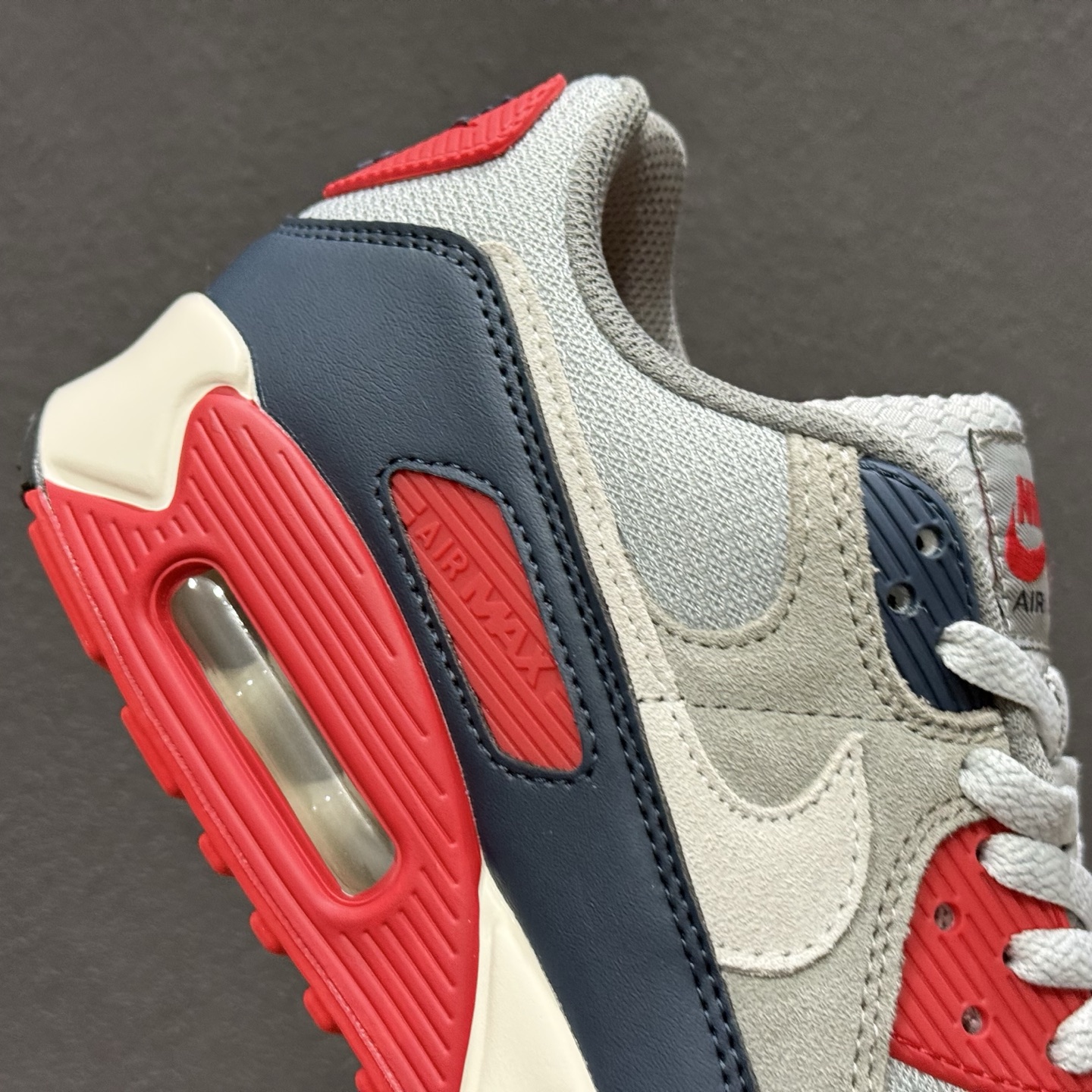 240 Nike Air 90 低帮气垫跑鞋 max90 灰蓝红 DM0029-005-Chinese UA Cheap High Quatity Brand Clothes Bags handbags Sneakers wholesale wholesaler seller from China Factory suppliers Fashion Clothing Shoes best Quality Beautiful Price 240 Nike Air 90 低帮气垫跑鞋 max90 灰蓝红 DM0029-005