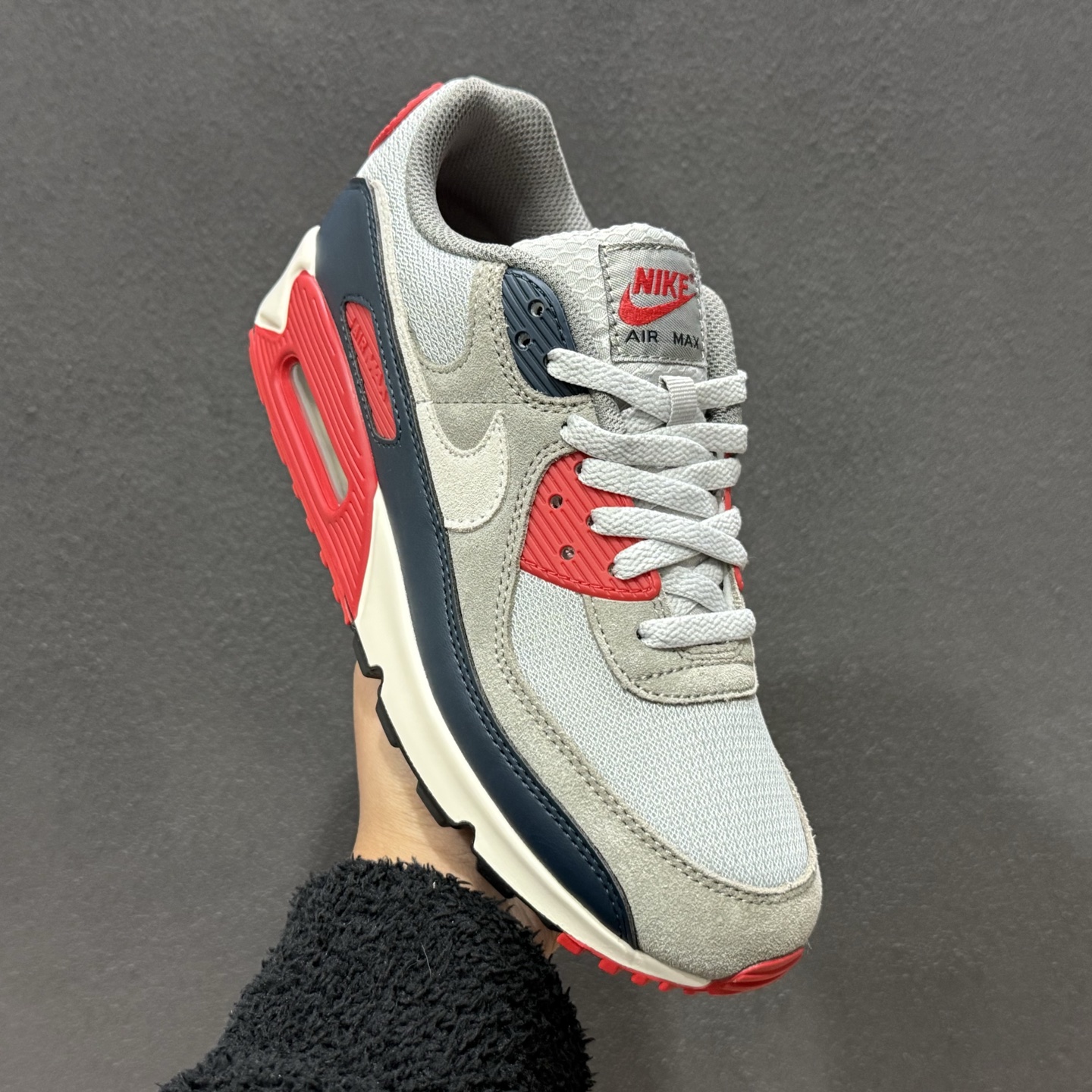 240 Nike Air 90 低帮气垫跑鞋 max90 灰蓝红 DM0029-005-Chinese UA Cheap High Quatity Brand Clothes Bags handbags Sneakers wholesale wholesaler seller from China Factory suppliers Fashion Clothing Shoes best Quality Beautiful Price 240 Nike Air 90 低帮气垫跑鞋 max90 灰蓝红 DM0029-005