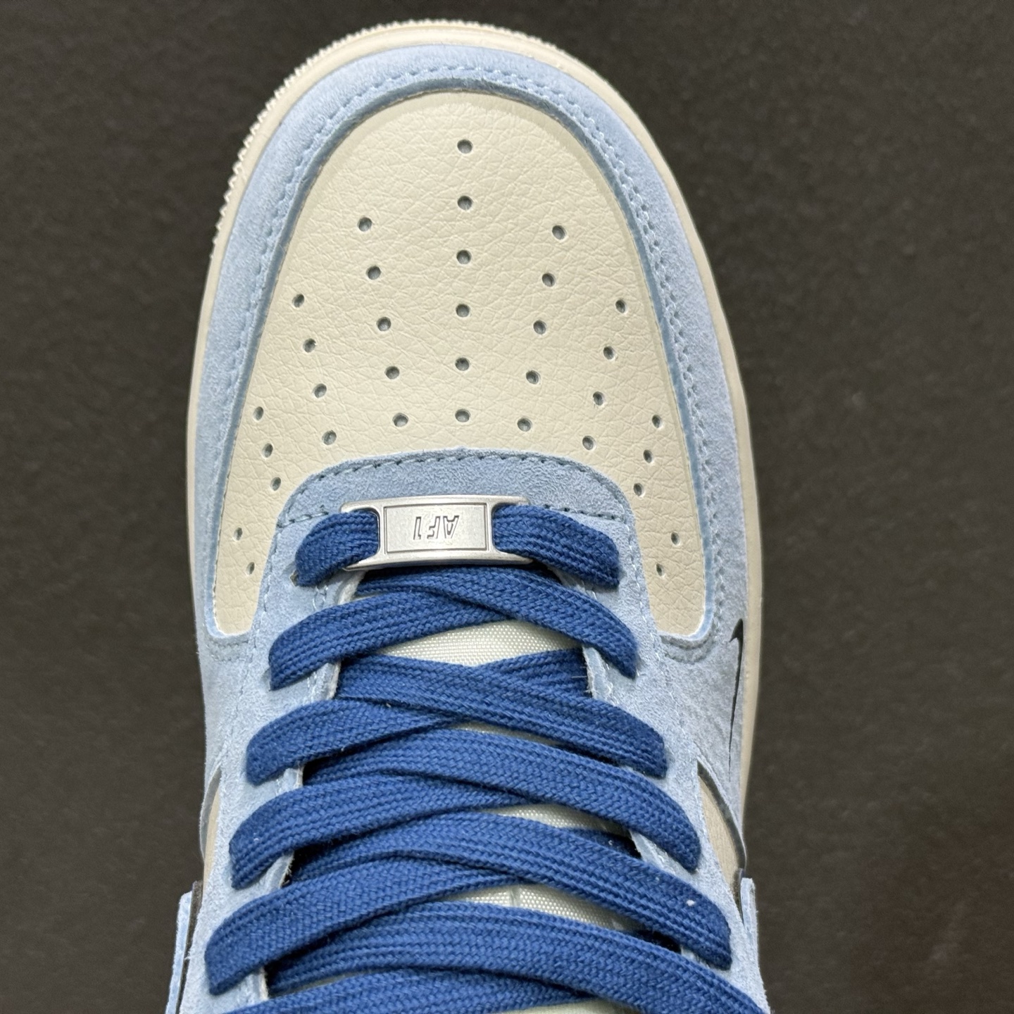 260 高端定制Nike Air Force 1 '07 Low “暴力熊联名------北卡蓝双钩” 高端定制 低帮休闲板鞋 XD9314-616-Chinese UA Cheap High Quatity Brand Clothes Bags handbags Sneakers wholesale wholesaler seller from China Factory suppliers Fashion Clothing Shoes best Quality Beautiful Price 260 高端定制Nike Air Force 1 '07 Low “暴力熊联名------北卡蓝双钩” 高端定制 低帮休闲板鞋 XD9314-616