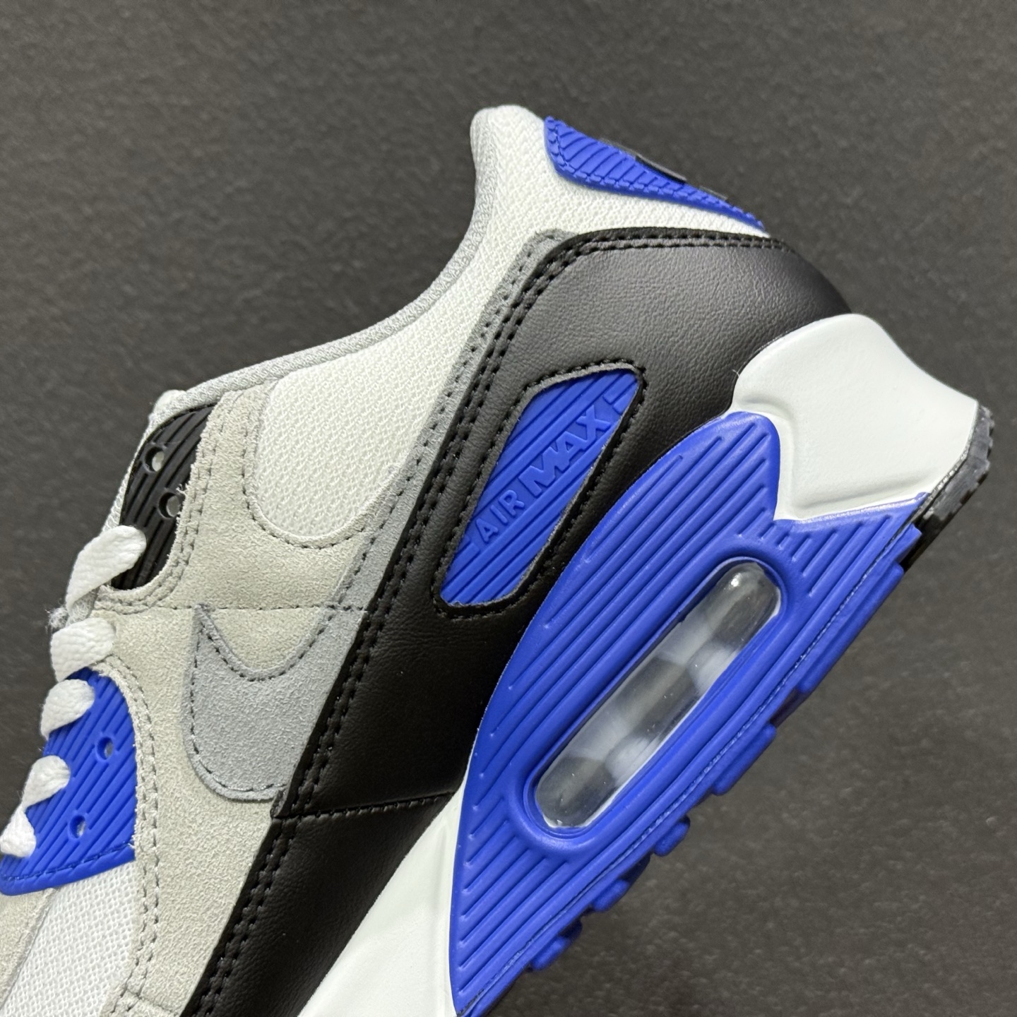 240 Nike Air 90 低帮气垫跑鞋 max90 灰蓝红 DM0029-112-Chinese UA Cheap High Quatity Brand Clothes Bags handbags Sneakers wholesale wholesaler seller from China Factory suppliers Fashion Clothing Shoes best Quality Beautiful Price 240 Nike Air 90 低帮气垫跑鞋 max90 灰蓝红 DM0029-112