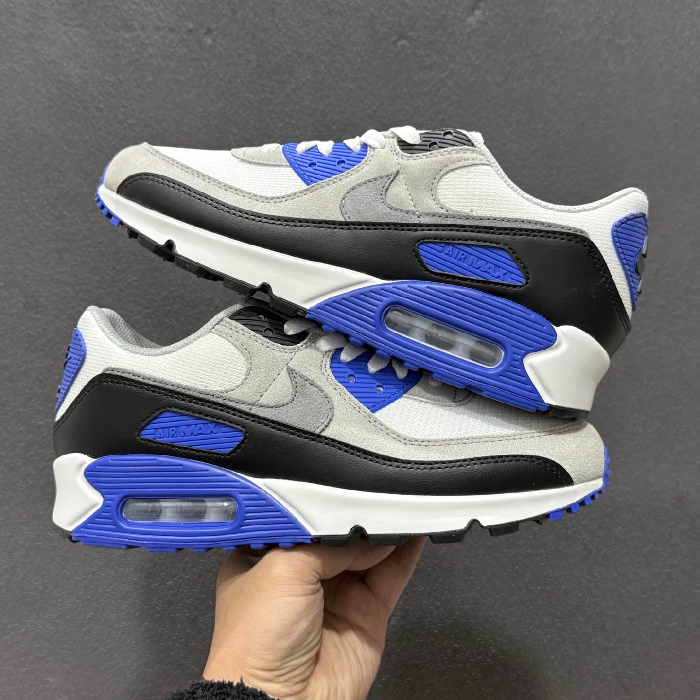 240 Nike Air 90 低帮气垫跑鞋 max90 灰蓝红 DM0029-112-Chinese UA Cheap High Quatity Brand Clothes Bags handbags Sneakers wholesale wholesaler seller from China Factory suppliers Fashion Clothing Shoes best Quality Beautiful Price 240 Nike Air 90 低帮气垫跑鞋 max90 灰蓝红 DM0029-112