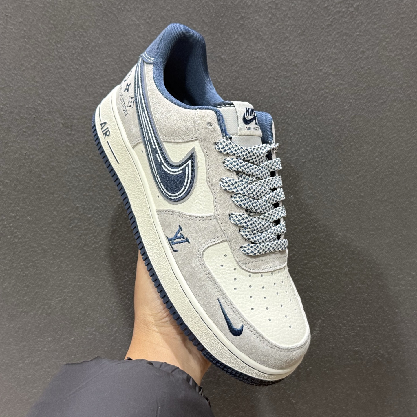 260 Nike Air Force 1 Low x LV 联名款｜灰蓝调的奢潮天花板 SS1979-011