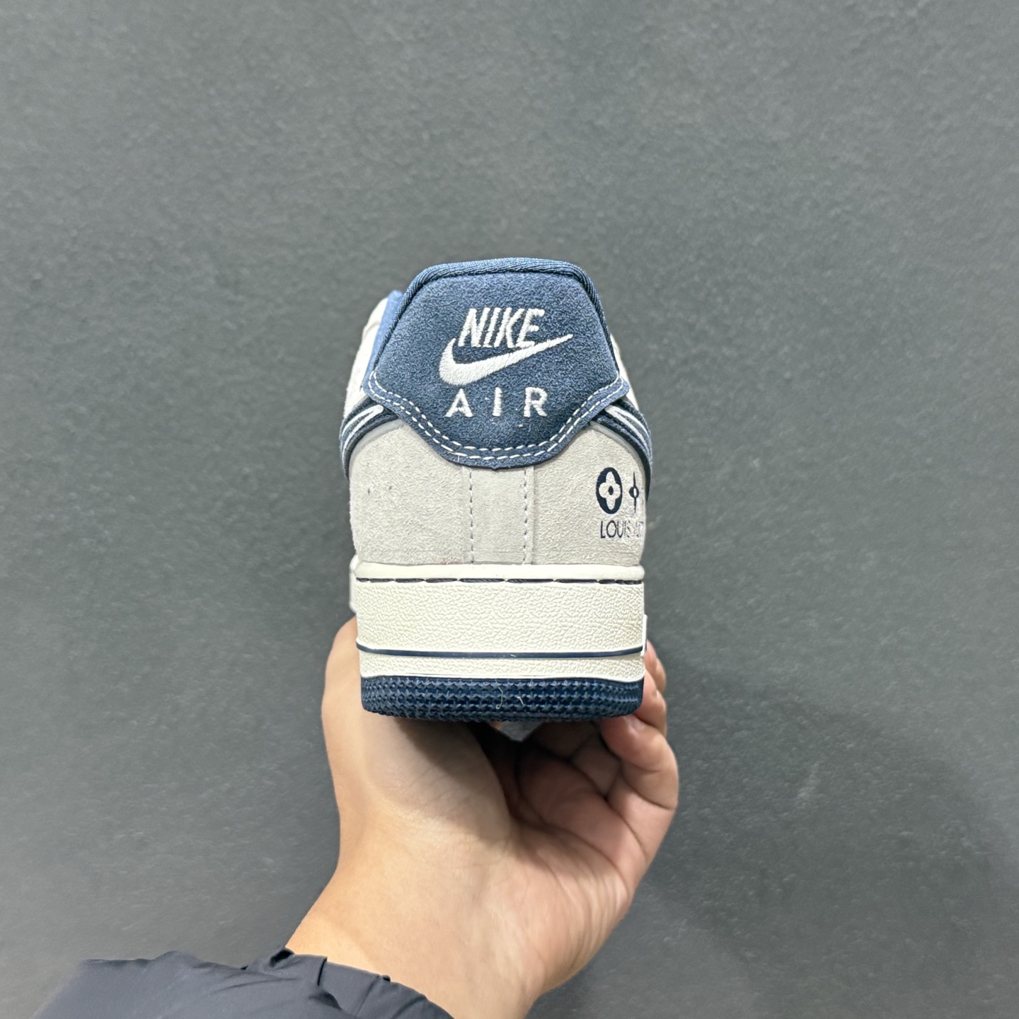 260 Nike Air Force 1 Low x LV 联名款｜灰蓝调的奢潮天花板 SS1979-011