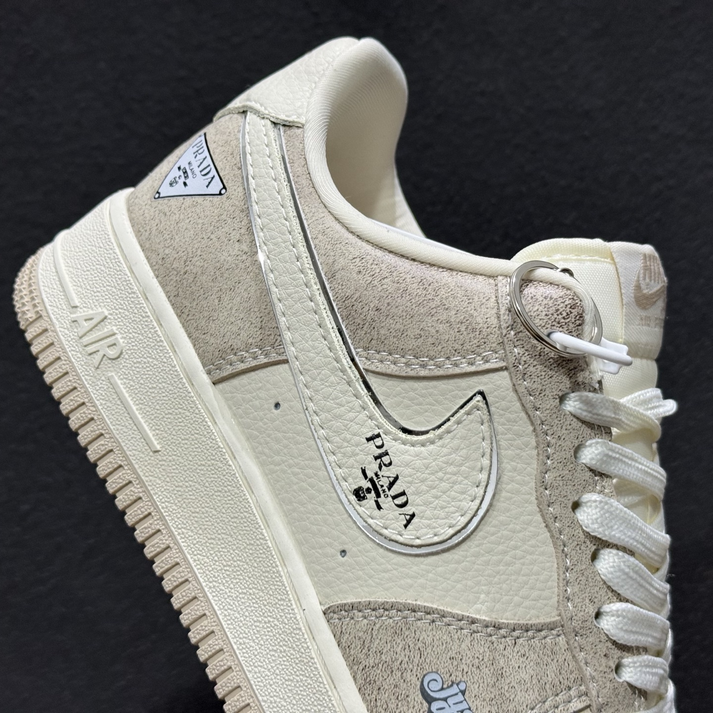 260 Nike Air Force 1 Low x PRADA 联名款｜奶油灰调的奢雅新风尚 XL1979-129