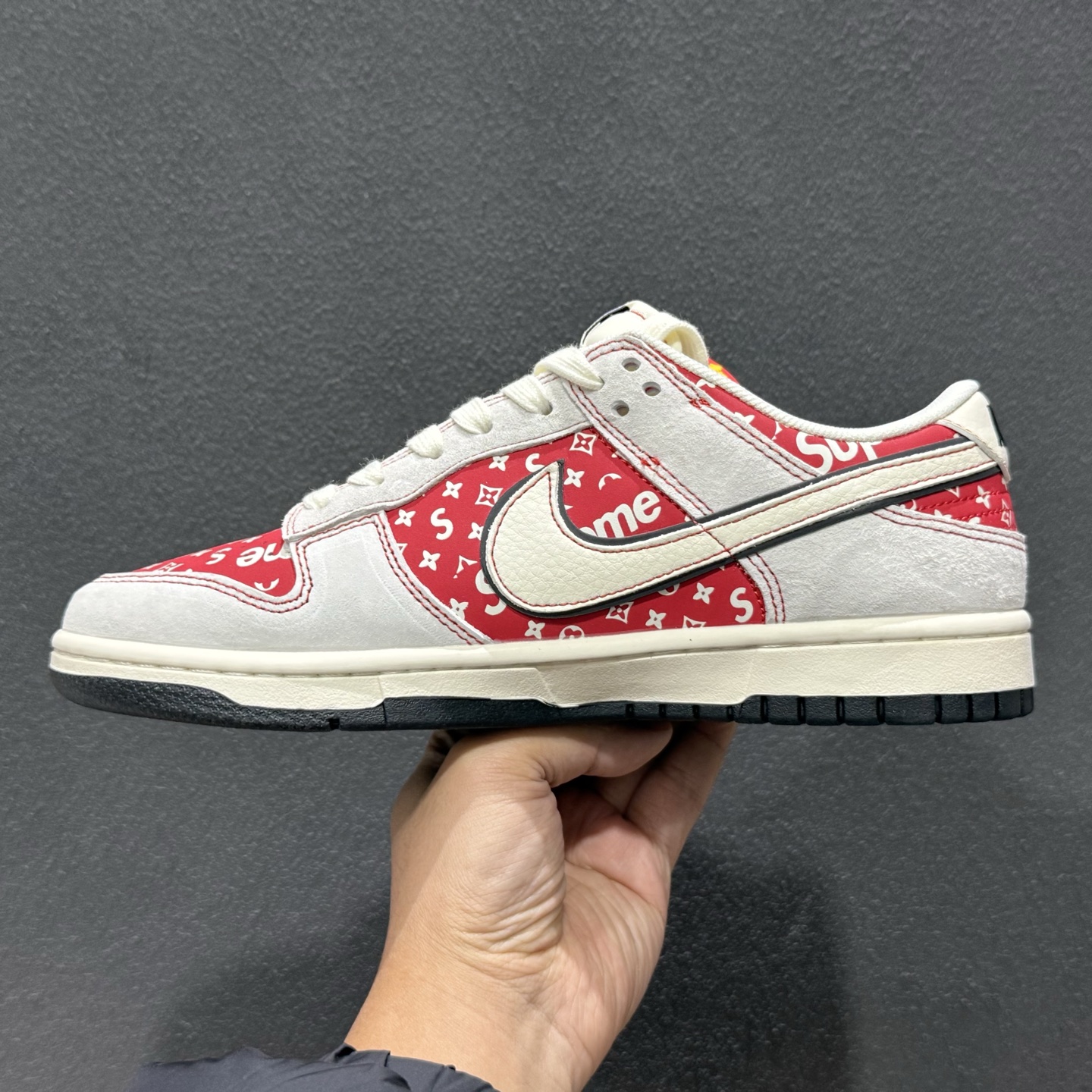 280 红纹老花炸街王！Nike SB Dunk Low 马年限定款重磅来袭 JP2026-107