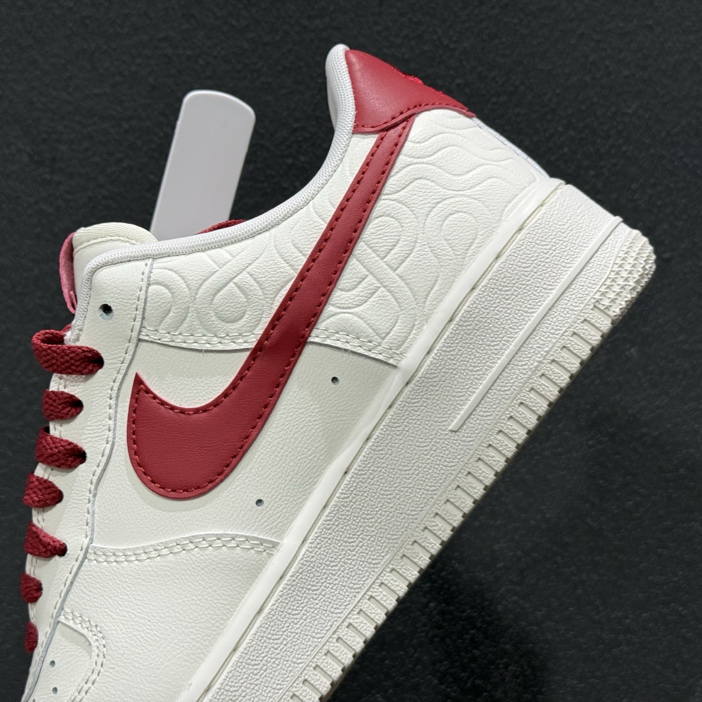 200 Nike Air Force 1'07 Low 马年大吉 空军一号低帮休闲板鞋 HV5979-130-Chinese UA Cheap High Quatity Brand Clothes Bags handbags Sneakers wholesale wholesaler seller from China Factory suppliers Fashion Clothing Shoes best Quality Beautiful Price 200 Nike Air Force 1'07 Low 马年大吉 空军一号低帮休闲板鞋 HV5979-130