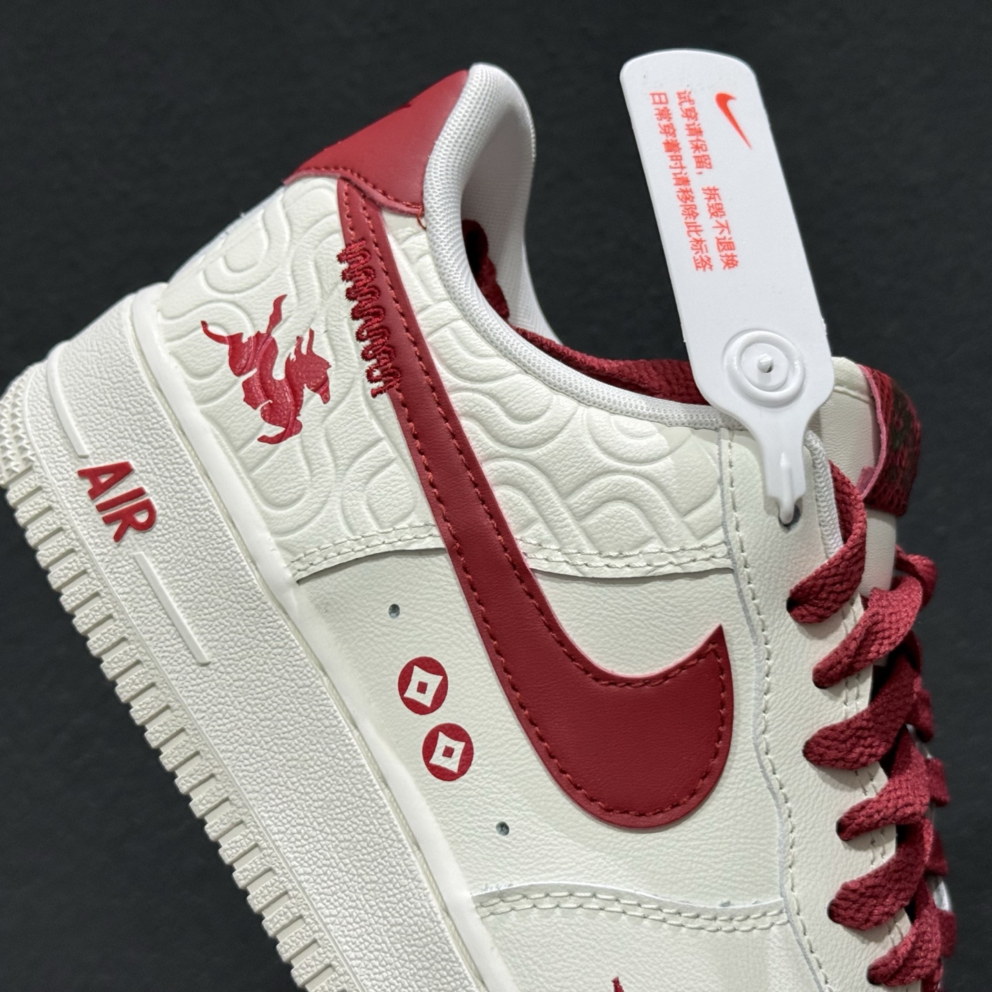 200 Nike Air Force 1'07 Low 马年大吉 空军一号低帮休闲板鞋 HV5979-130-Chinese UA Cheap High Quatity Brand Clothes Bags handbags Sneakers wholesale wholesaler seller from China Factory suppliers Fashion Clothing Shoes best Quality Beautiful Price 200 Nike Air Force 1'07 Low 马年大吉 空军一号低帮休闲板鞋 HV5979-130
