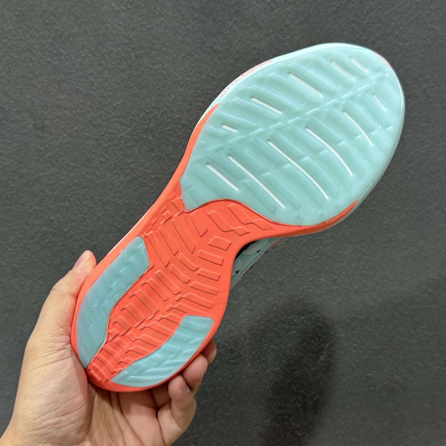 200 Brooks布鲁克斯 Hyperion Elite 5 舒适百搭防滑耐磨 低帮 越野竞速跑步鞋 100049 1D 681-Chinese UA Cheap High Quatity Brand Clothes Bags handbags Sneakers wholesale wholesaler seller from China Factory suppliers Fashion Clothing Shoes best Quality Beautiful Price 200 Brooks布鲁克斯 Hyperion Elite 5 舒适百搭防滑耐磨 低帮 越野竞速跑步鞋 100049 1D 681