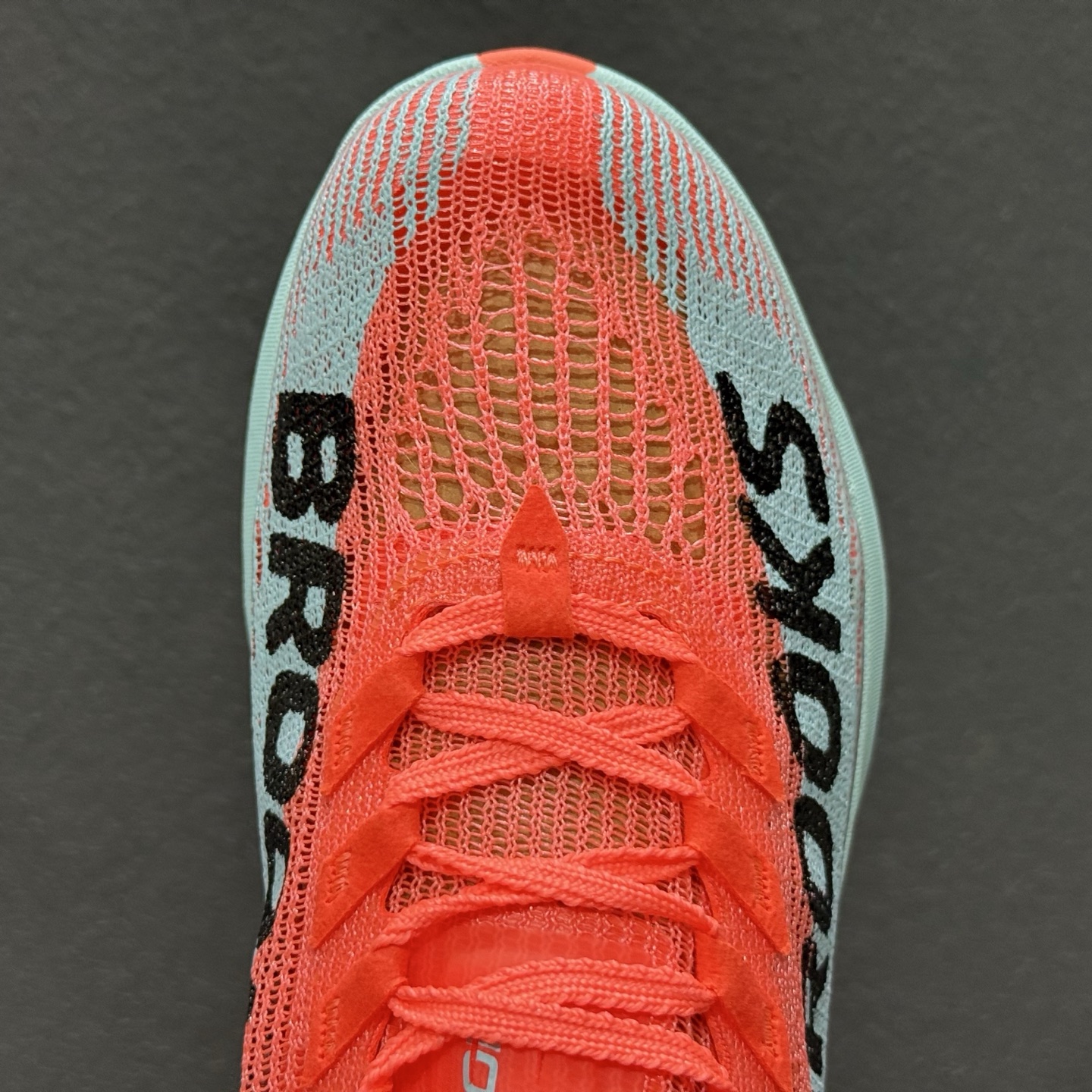 200 Brooks布鲁克斯 Hyperion Elite 5 舒适百搭防滑耐磨 低帮 越野竞速跑步鞋 100049 1D 681-Chinese UA Cheap High Quatity Brand Clothes Bags handbags Sneakers wholesale wholesaler seller from China Factory suppliers Fashion Clothing Shoes best Quality Beautiful Price 200 Brooks布鲁克斯 Hyperion Elite 5 舒适百搭防滑耐磨 低帮 越野竞速跑步鞋 100049 1D 681
