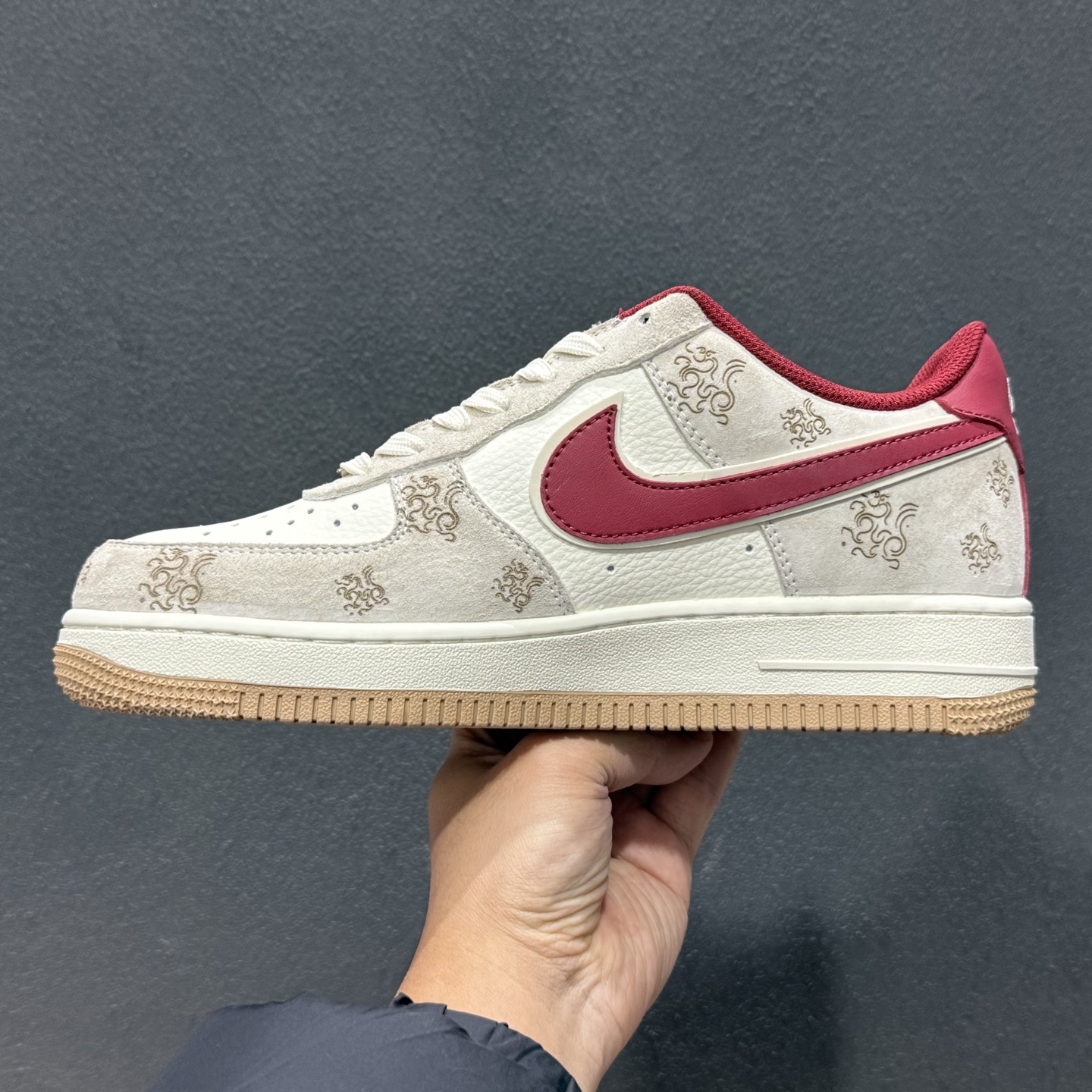260 Nike Air Force1 07 low 马年限定 DF61-900-Chinese UA Cheap High Quatity Brand Clothes Bags handbags Sneakers wholesale wholesaler seller from China Factory suppliers Fashion Clothing Shoes best Quality Beautiful Price 260 Nike Air Force1 07 low 马年限定 DF61-900
