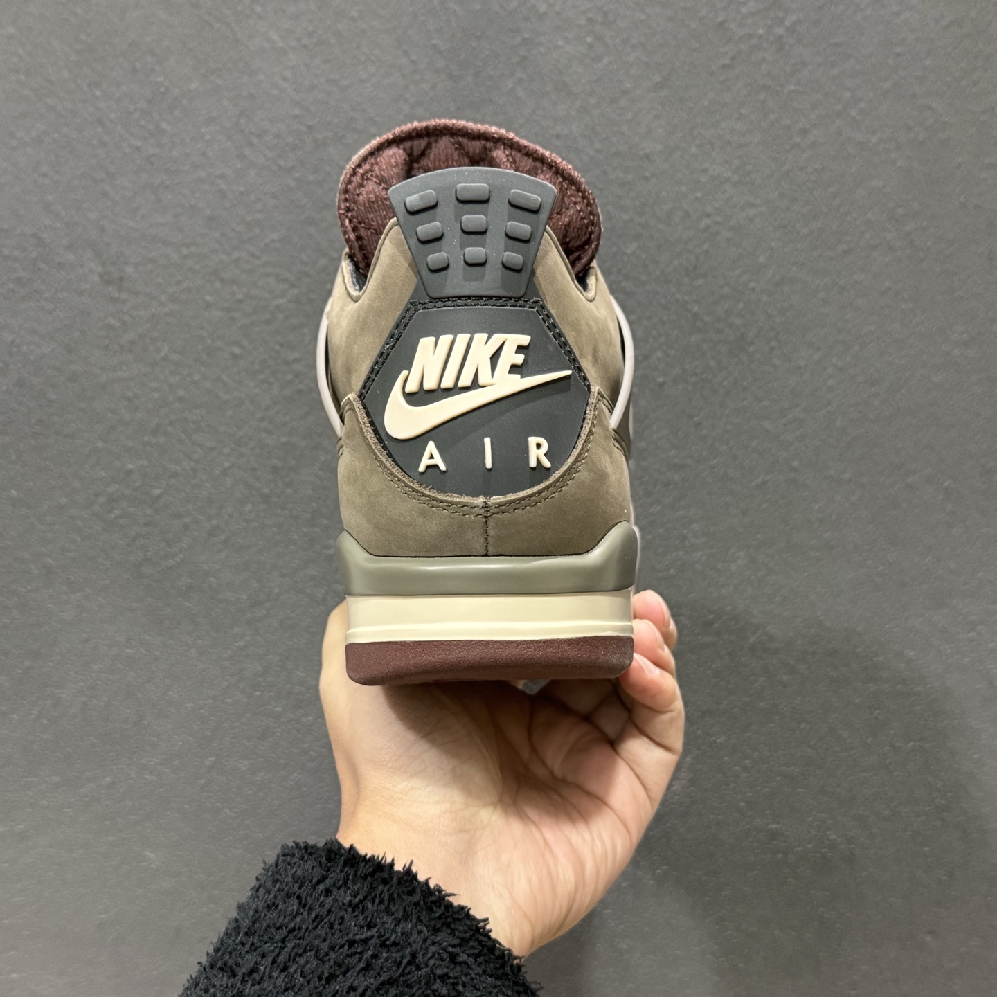 300 Air Jordan 4 Retro 乔丹四代 复刻石棕 IF3102-200-Chinese UA Cheap High Quatity Brand Clothes Bags handbags Sneakers wholesale wholesaler seller from China Factory suppliers Fashion Clothing Shoes best Quality Beautiful Price 300 Air Jordan 4 Retro 乔丹四代 复刻石棕 IF3102-200