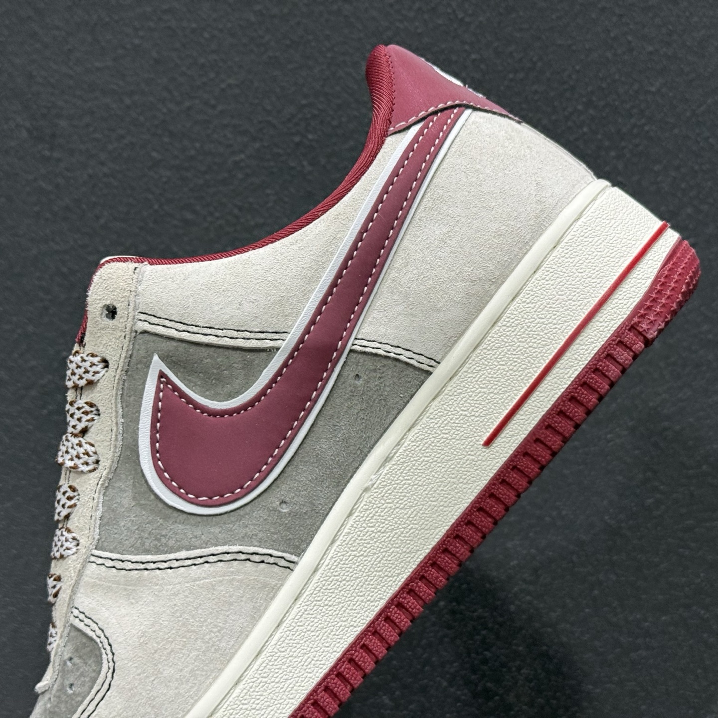 260 奢潮碰撞|Air Force 1 Low x Dior联名款复古质感拉满 SY1388-028-Chinese UA Cheap High Quatity Brand Clothes Bags handbags Sneakers wholesale wholesaler seller from China Factory suppliers Fashion Clothing Shoes best Quality Beautiful Price 260 奢潮碰撞|Air Force 1 Low x Dior联名款复古质感拉满 SY1388-028
