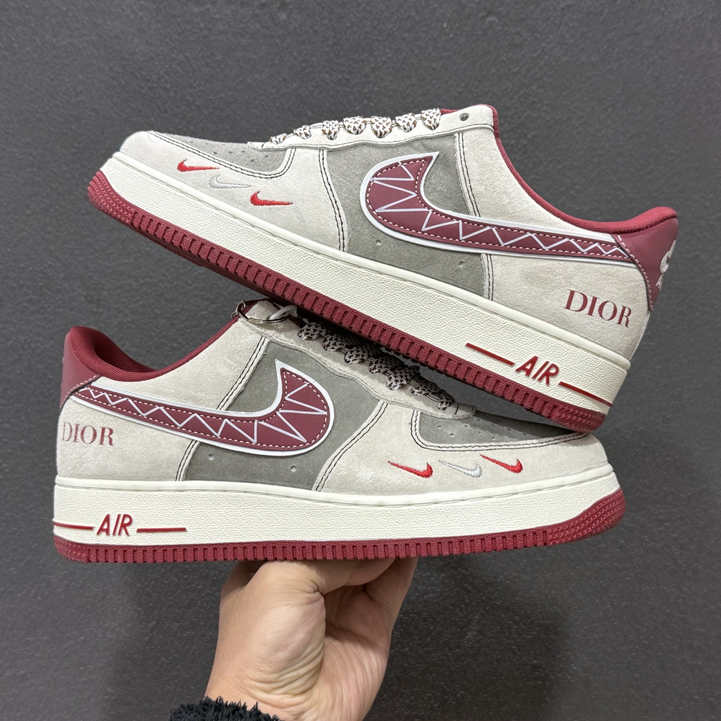 260 奢潮碰撞|Air Force 1 Low x Dior联名款复古质感拉满 SY1388-028-Chinese UA Cheap High Quatity Brand Clothes Bags handbags Sneakers wholesale wholesaler seller from China Factory suppliers Fashion Clothing Shoes best Quality Beautiful Price 260 奢潮碰撞|Air Force 1 Low x Dior联名款复古质感拉满 SY1388-028