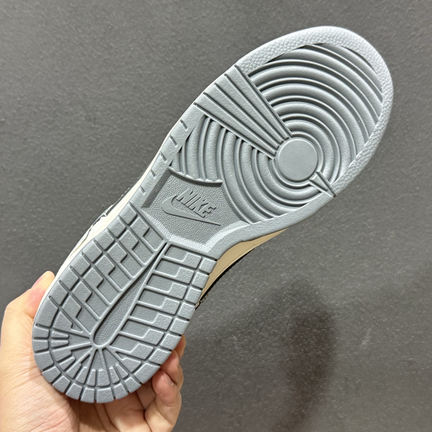280 奢潮联名天花板|Nike Dunk Low x LV联名款 YX5066-391-Chinese UA Cheap High Quatity Brand Clothes Bags handbags Sneakers wholesale wholesaler seller from China Factory suppliers Fashion Clothing Shoes best Quality Beautiful Price 280 奢潮联名天花板|Nike Dunk Low x LV联名款 YX5066-391