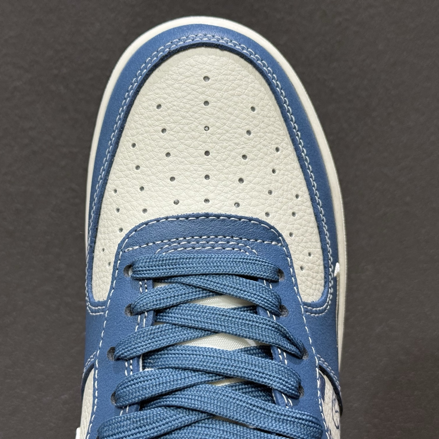 260 街头艺术美学|Air Force 1 Low x Stüssy联名款蓝调涂鸦炸街神器 XL1979-132-Chinese UA Cheap High Quatity Brand Clothes Bags handbags Sneakers wholesale wholesaler seller from China Factory suppliers Fashion Clothing Shoes best Quality Beautiful Price 260 街头艺术美学|Air Force 1 Low x Stüssy联名款蓝调涂鸦炸街神器 XL1979-132