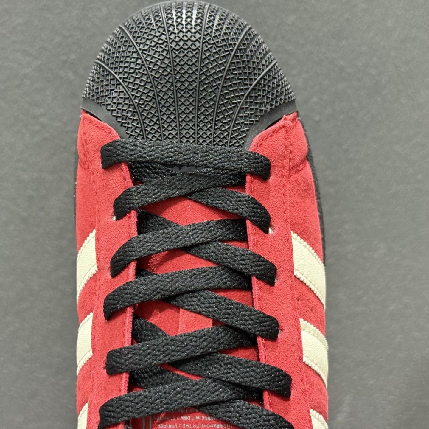 130 ：Adidas Originals Superstar贝壳头系列 阿迪达斯 低帮经典百搭休闲运动板鞋 JQ3220-132