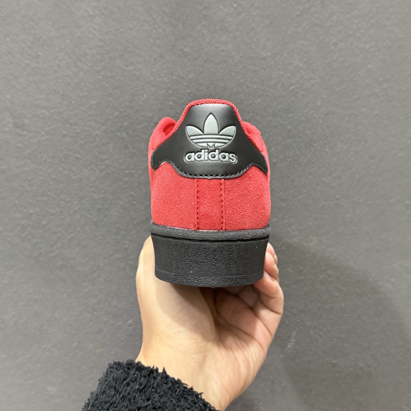 130 ：Adidas Originals Superstar贝壳头系列 阿迪达斯 低帮经典百搭休闲运动板鞋 JQ3220-132