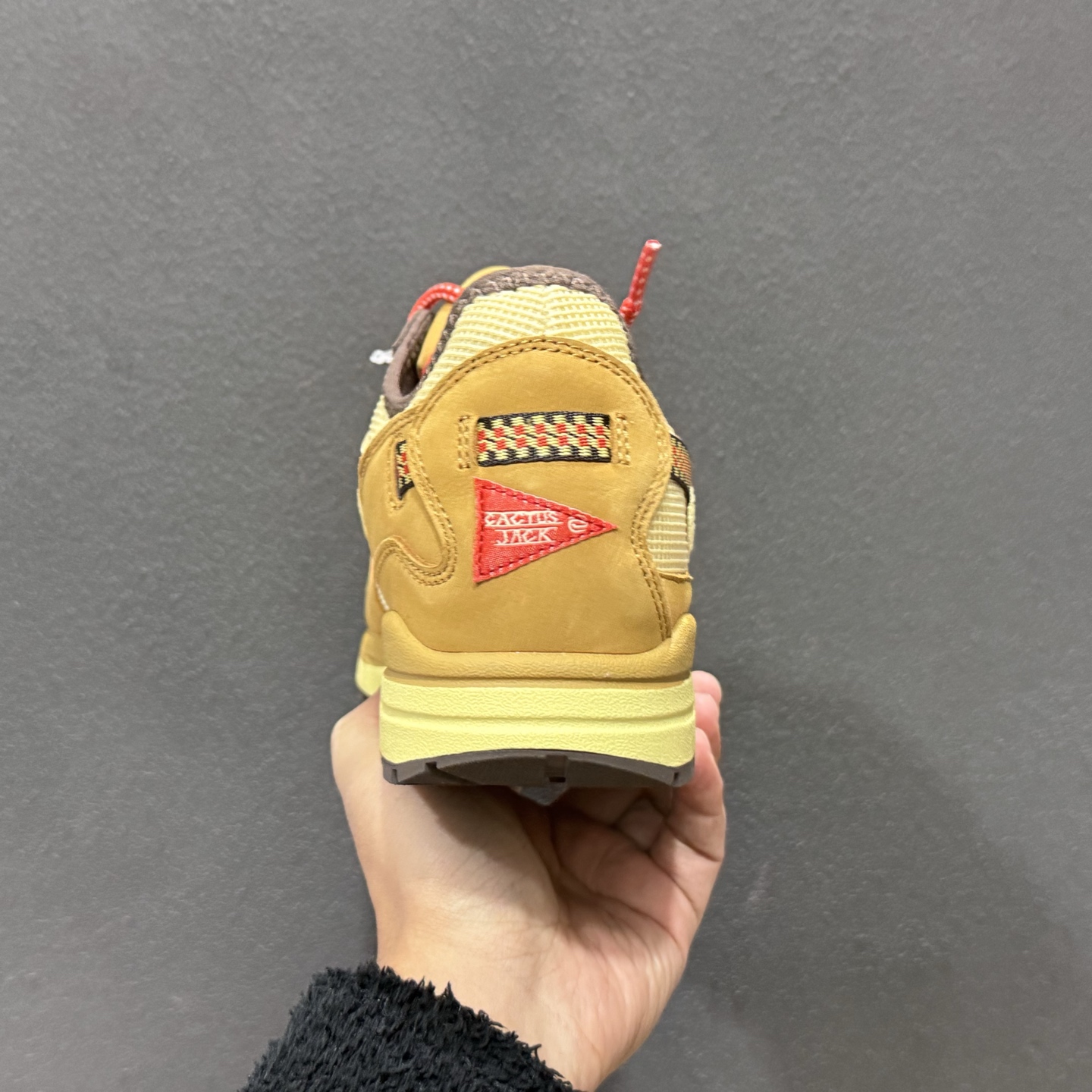 380 Travis Scoot x Nike Air 1 小麦 倒钩 DO9392-700-Chinese UA Cheap High Quatity Brand Clothes Bags handbags Sneakers wholesale wholesaler seller from China Factory suppliers Fashion Clothing Shoes best Quality Beautiful Price 380 Travis Scoot x Nike Air 1 小麦 倒钩 DO9392-700