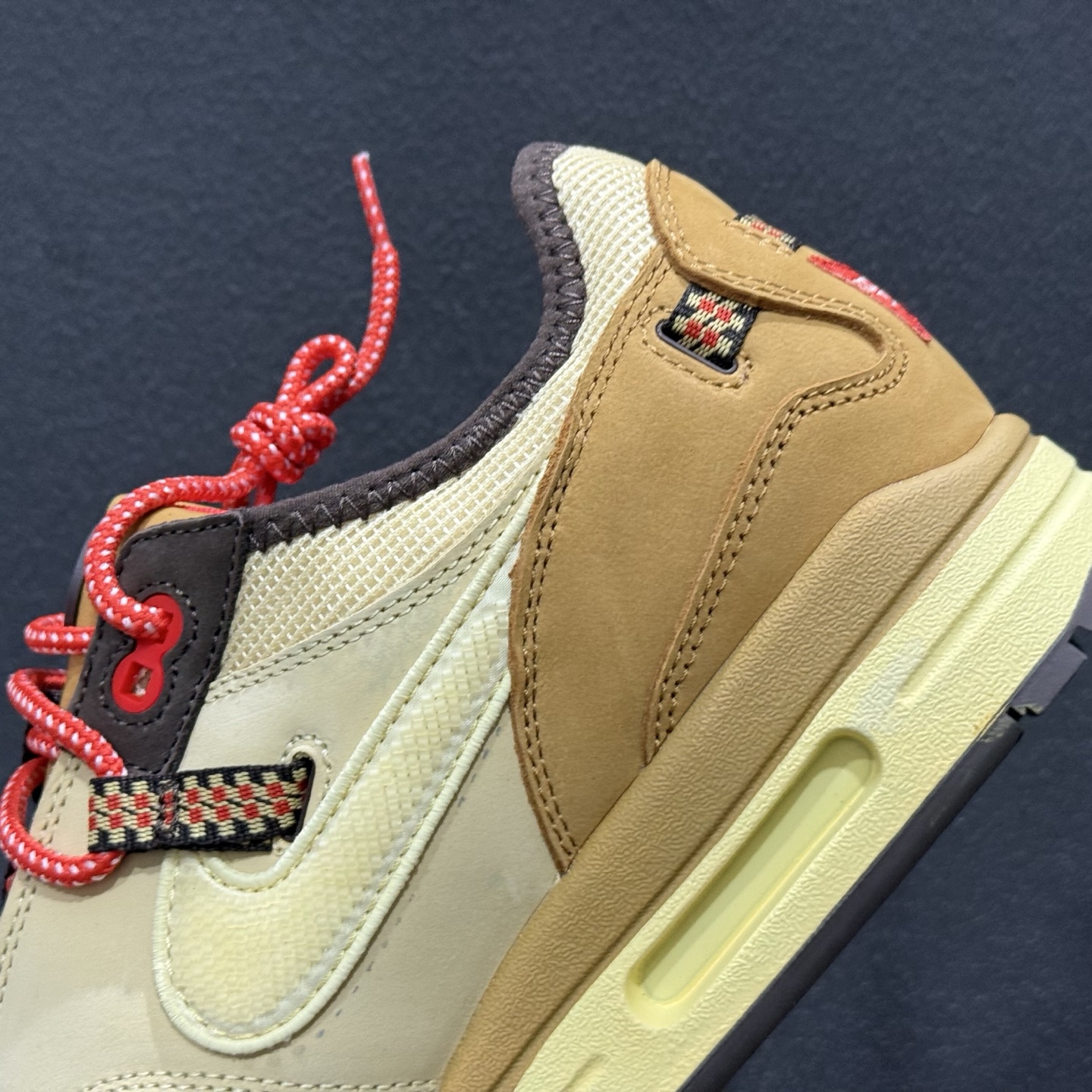 380 Travis Scoot x Nike Air 1 小麦 倒钩 DO9392-700-Chinese UA Cheap High Quatity Brand Clothes Bags handbags Sneakers wholesale wholesaler seller from China Factory suppliers Fashion Clothing Shoes best Quality Beautiful Price 380 Travis Scoot x Nike Air 1 小麦 倒钩 DO9392-700