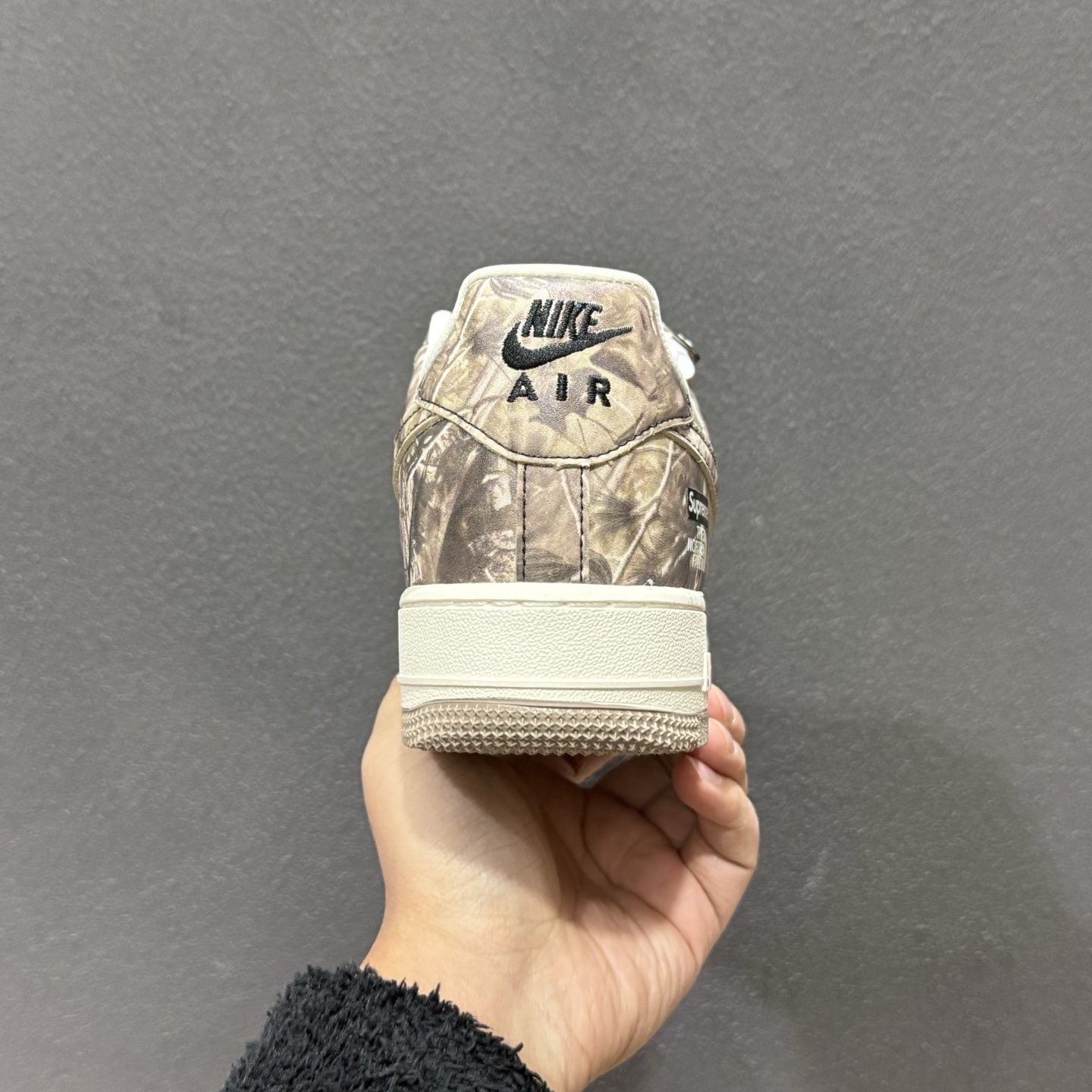 260 NIke Air Force 1 '07 Low “北面 SUP三方联名--枯木寻秋” 空军一号低帮 运动鞋 休闲鞋 DF0188-125-Chinese UA Cheap High Quatity Brand Clothes Bags handbags Sneakers wholesale wholesaler seller from China Factory suppliers Fashion Clothing Shoes best Quality Beautiful Price 260 NIke Air Force 1 '07 Low “北面 SUP三方联名--枯木寻秋” 空军一号低帮 运动鞋 休闲鞋 DF0188-125