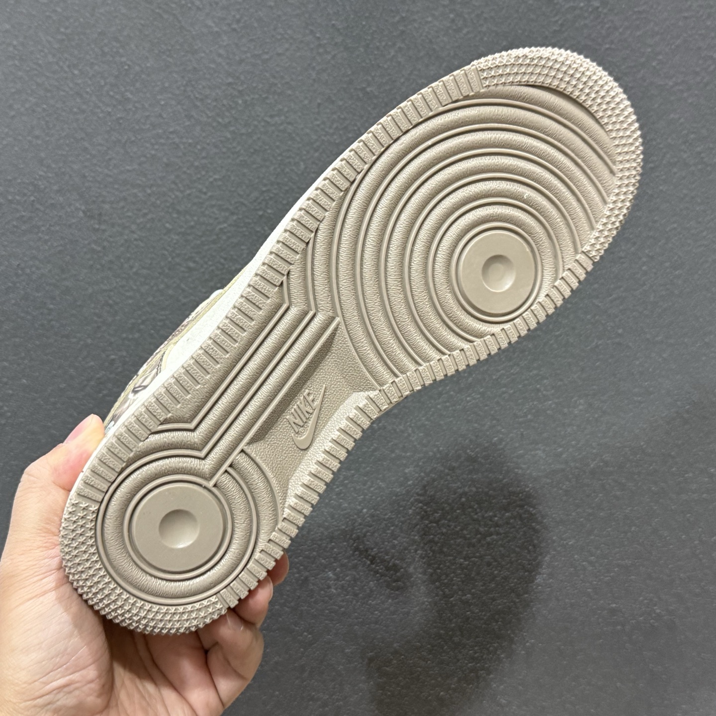 260 NIke Air Force 1 '07 Low “北面 SUP三方联名--枯木寻秋” 空军一号低帮 运动鞋 休闲鞋 DF0188-125-Chinese UA Cheap High Quatity Brand Clothes Bags handbags Sneakers wholesale wholesaler seller from China Factory suppliers Fashion Clothing Shoes best Quality Beautiful Price 260 NIke Air Force 1 '07 Low “北面 SUP三方联名--枯木寻秋” 空军一号低帮 运动鞋 休闲鞋 DF0188-125