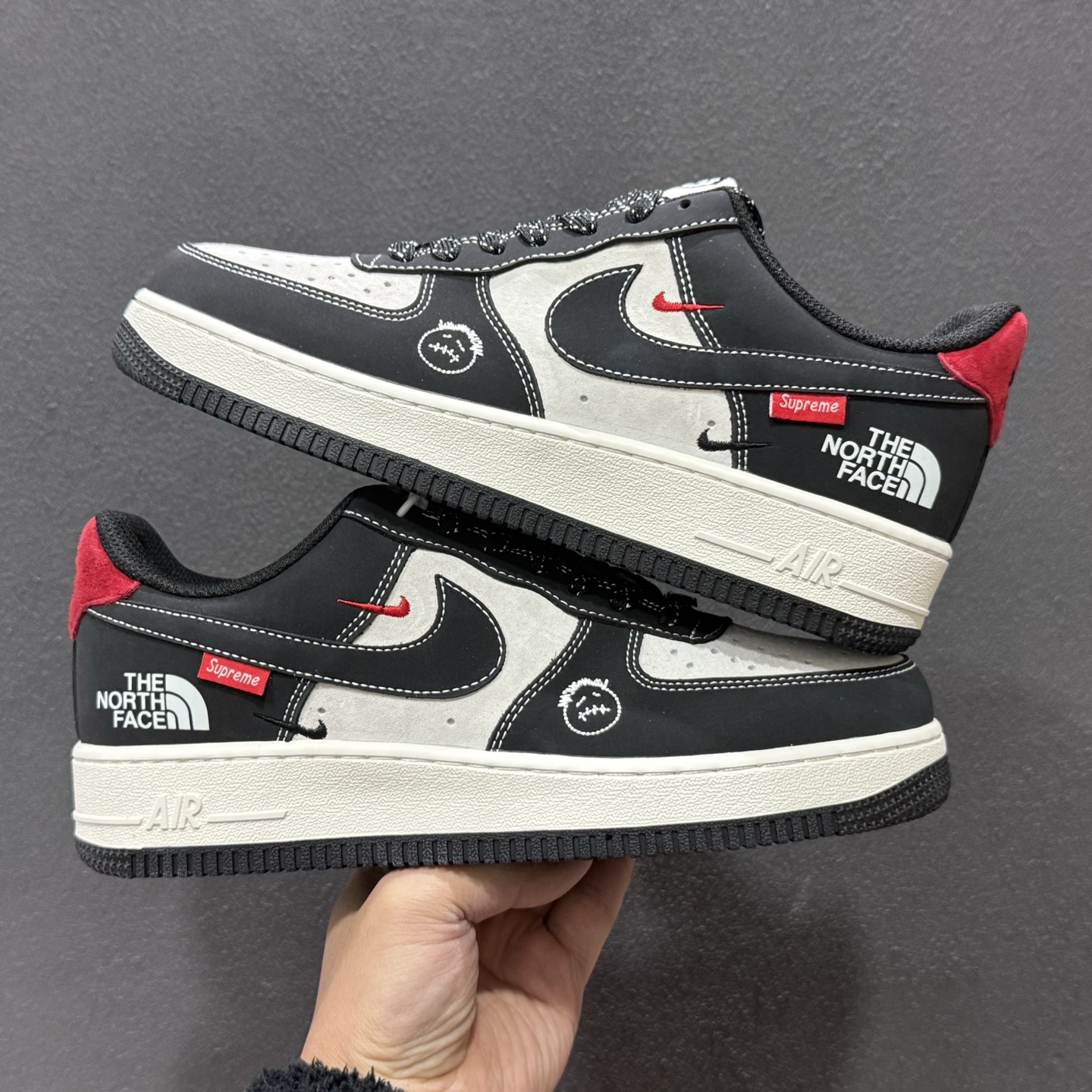 260 Air Force 1 经典AF1鞋型糅合Supreme×北面The North Face双潮牌基因 KG6699-F43-Chinese UA Cheap High Quatity Brand Clothes Bags handbags Sneakers wholesale wholesaler seller from China Factory suppliers Fashion Clothing Shoes best Quality Beautiful Price 260 Air Force 1 经典AF1鞋型糅合Supreme×北面The North Face双潮牌基因 KG6699-F43
