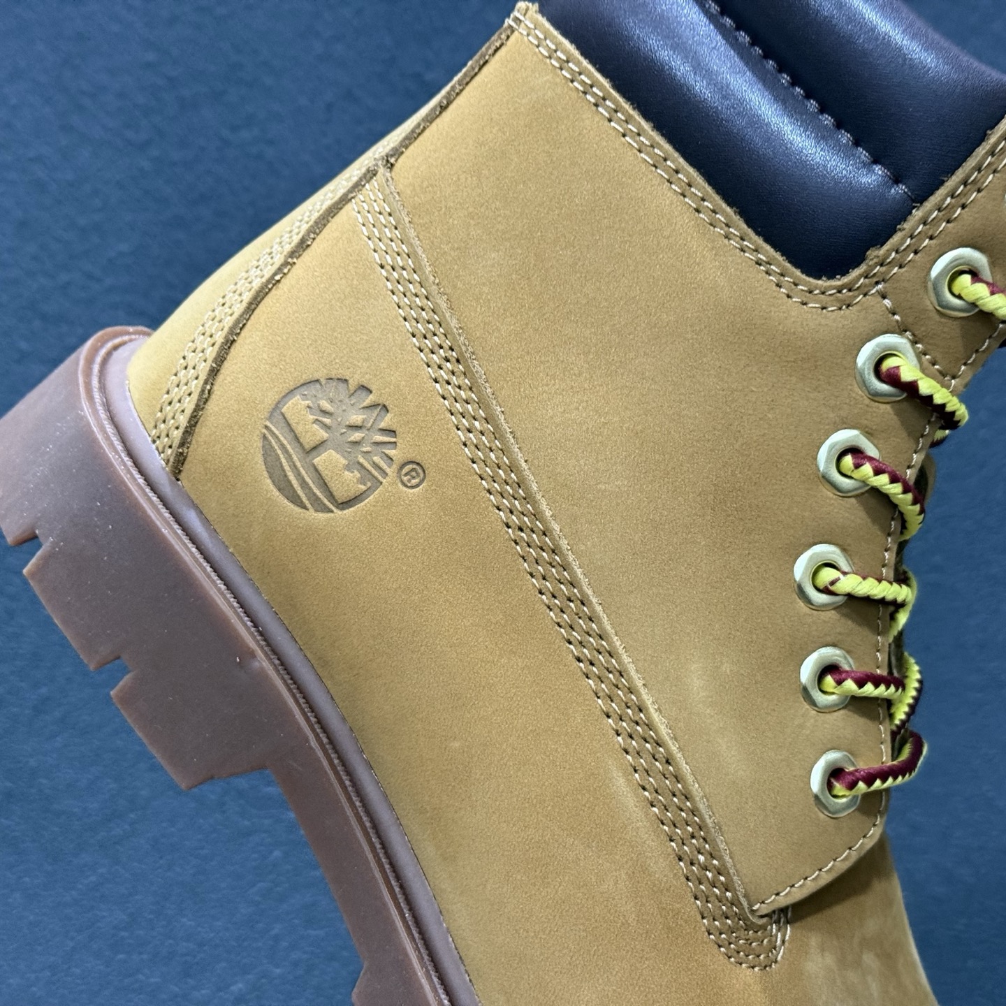 320 莞产Timberland添柏岚 Classic 6-Inch 舒适简约 复古通勤 短筒 马丁靴 男款 小麦色 A27TPW