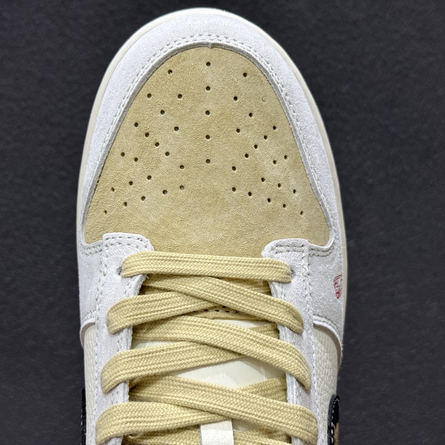 260 Nike Dunk Low Retro ‘马年限定’休闲运动板鞋 LX1988-811-Chinese UA Cheap High Quatity Brand Clothes Bags handbags Sneakers wholesale wholesaler seller from China Factory suppliers Fashion Clothing Shoes best Quality Beautiful Price 260 Nike Dunk Low Retro ‘马年限定’休闲运动板鞋 LX1988-811