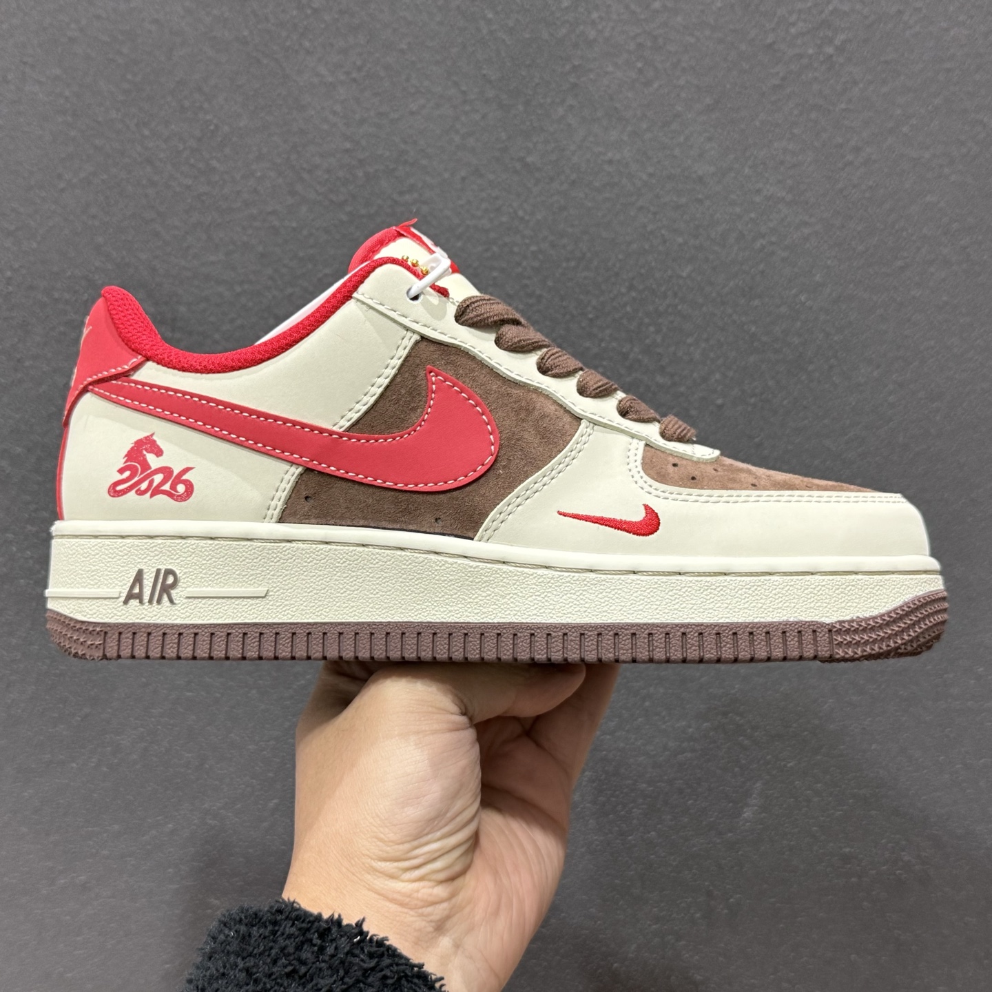 260 马年限定 高端定制Nike Air Force 1 '07 Low “马年限定-奶茶棕” XD0028-003