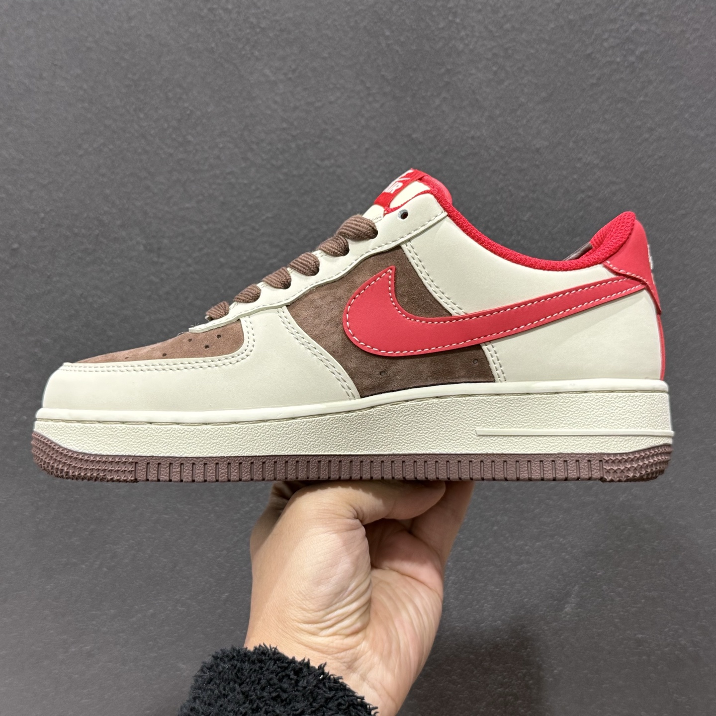 260 马年限定 高端定制Nike Air Force 1 '07 Low “马年限定-奶茶棕” XD0028-003