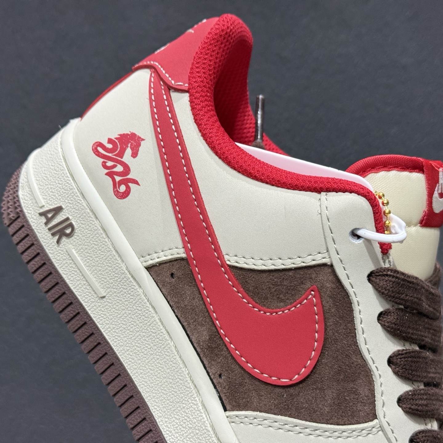260 马年限定 高端定制Nike Air Force 1 '07 Low “马年限定-奶茶棕” XD0028-003