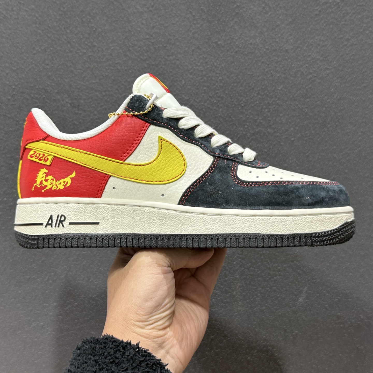 260 马年限定 高端定制Nike Air Force 1 '07 Low “马年限定-奶茶棕” XD0028-002-Chinese UA Cheap High Quatity Brand Clothes Bags handbags Sneakers wholesale wholesaler seller from China Factory suppliers Fashion Clothing Shoes best Quality Beautiful Price 260 马年限定 高端定制Nike Air Force 1 '07 Low “马年限定-奶茶棕” XD0028-002