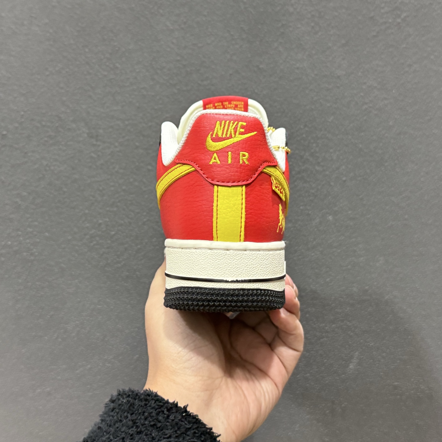 260 马年限定 高端定制Nike Air Force 1 '07 Low “马年限定-奶茶棕” XD0028-002-Chinese UA Cheap High Quatity Brand Clothes Bags handbags Sneakers wholesale wholesaler seller from China Factory suppliers Fashion Clothing Shoes best Quality Beautiful Price 260 马年限定 高端定制Nike Air Force 1 '07 Low “马年限定-奶茶棕” XD0028-002